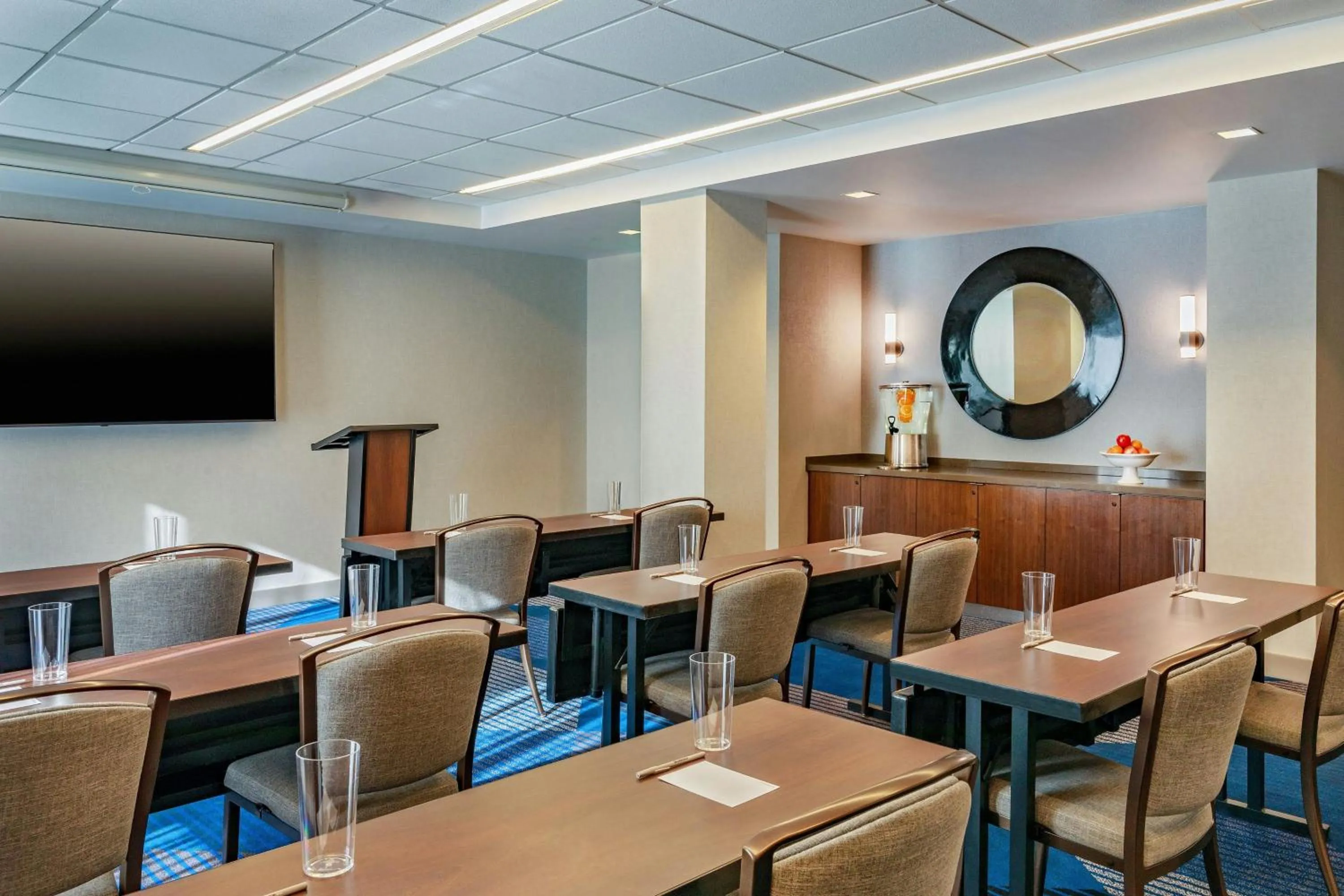 Meeting/conference room in Residence Inn by Marriott Boston Back Bay/Fenway