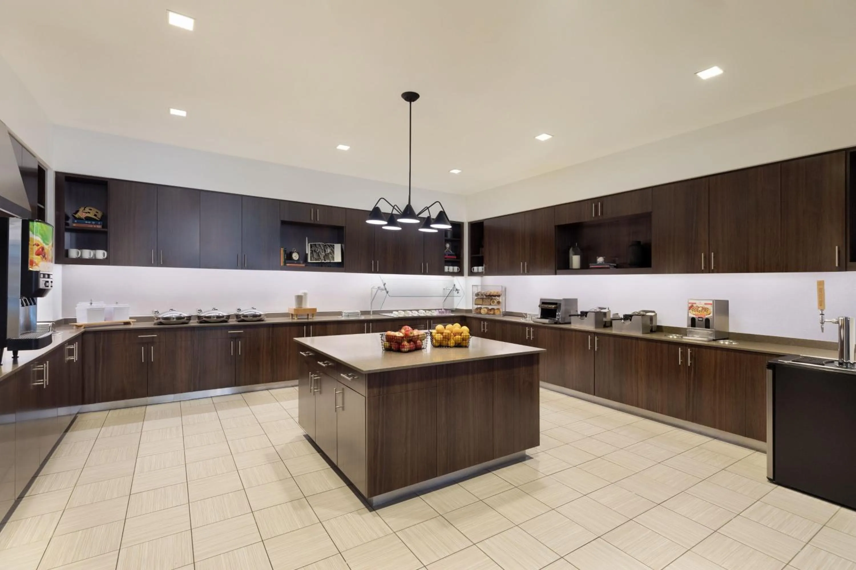 Breakfast in Residence Inn by Marriott Boston Back Bay/Fenway