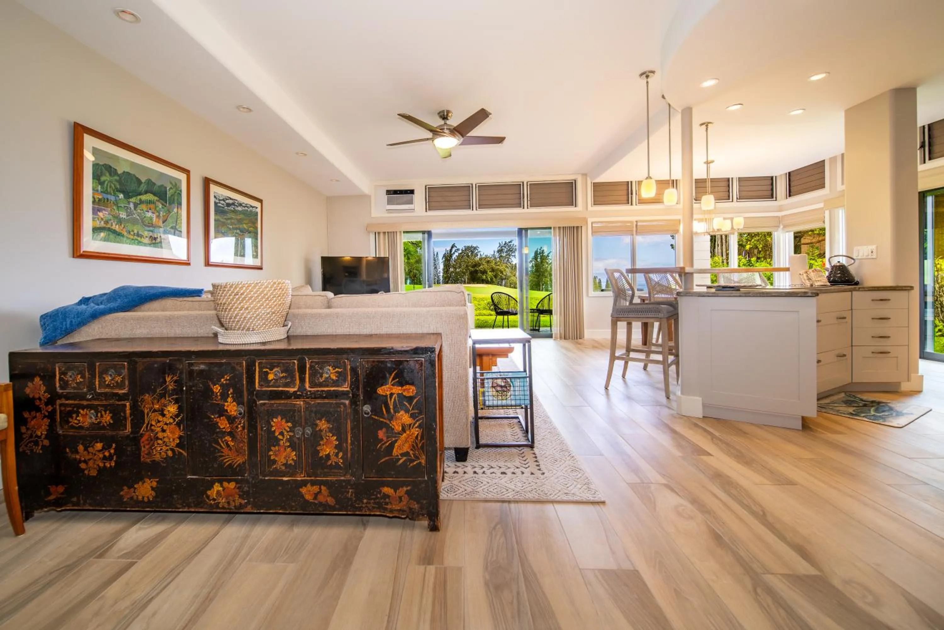 Living room in Kapalua Villas Maui