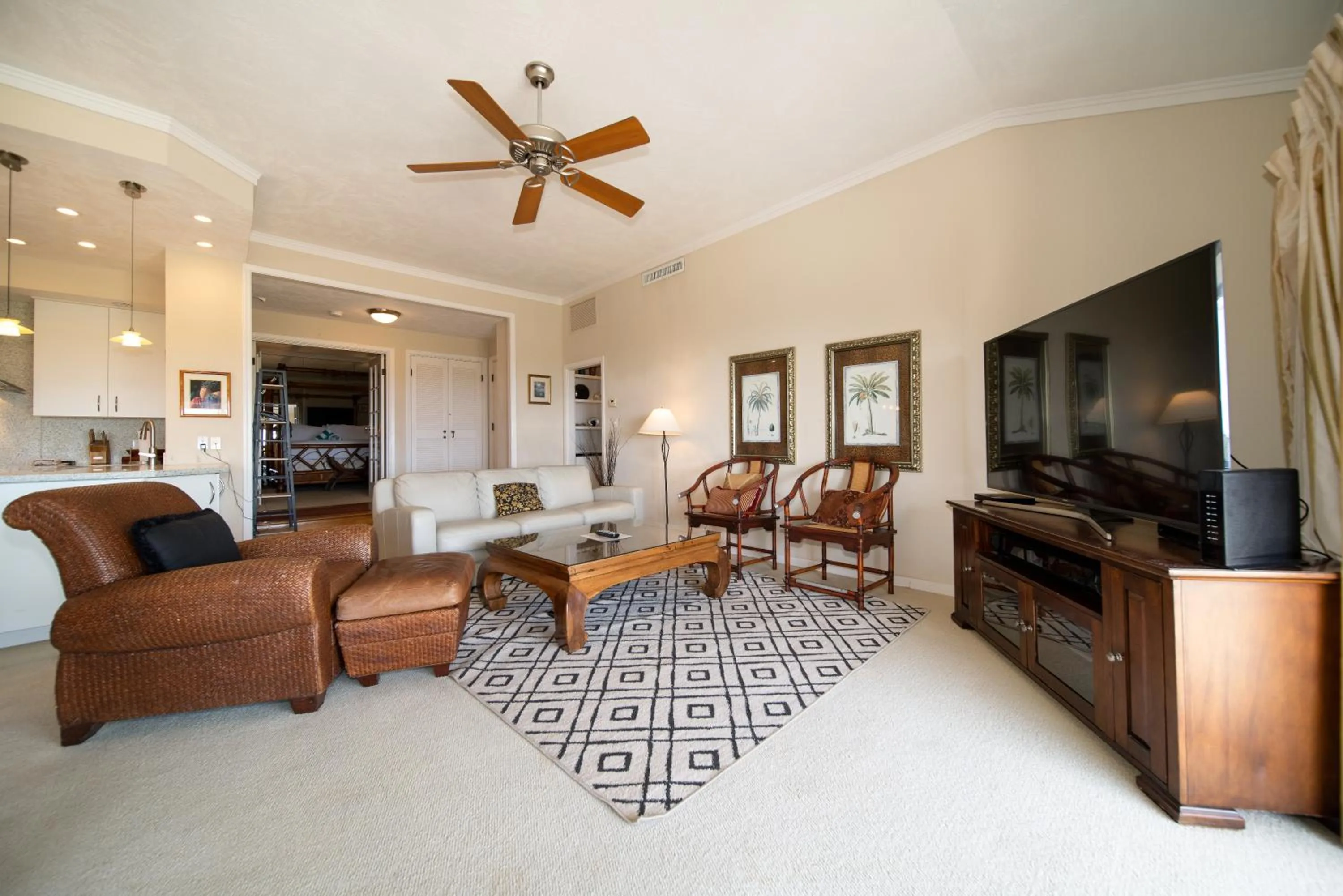 TV and multimedia in Kapalua Villas Maui