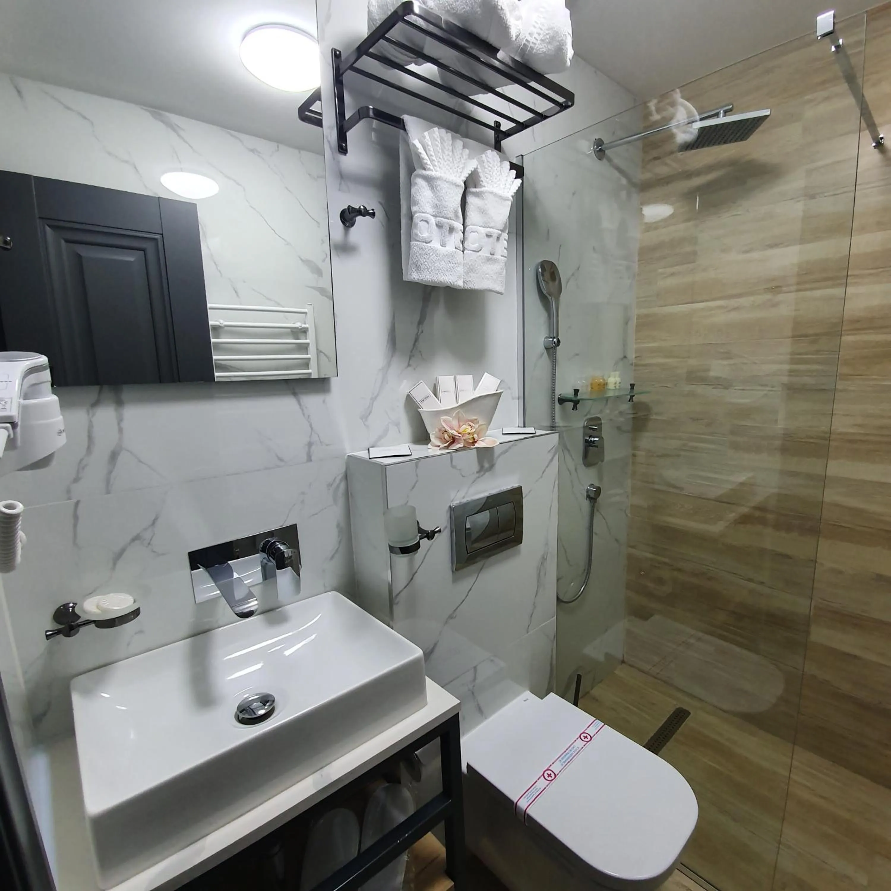 Toilet in Dream House Hotel & Spa
