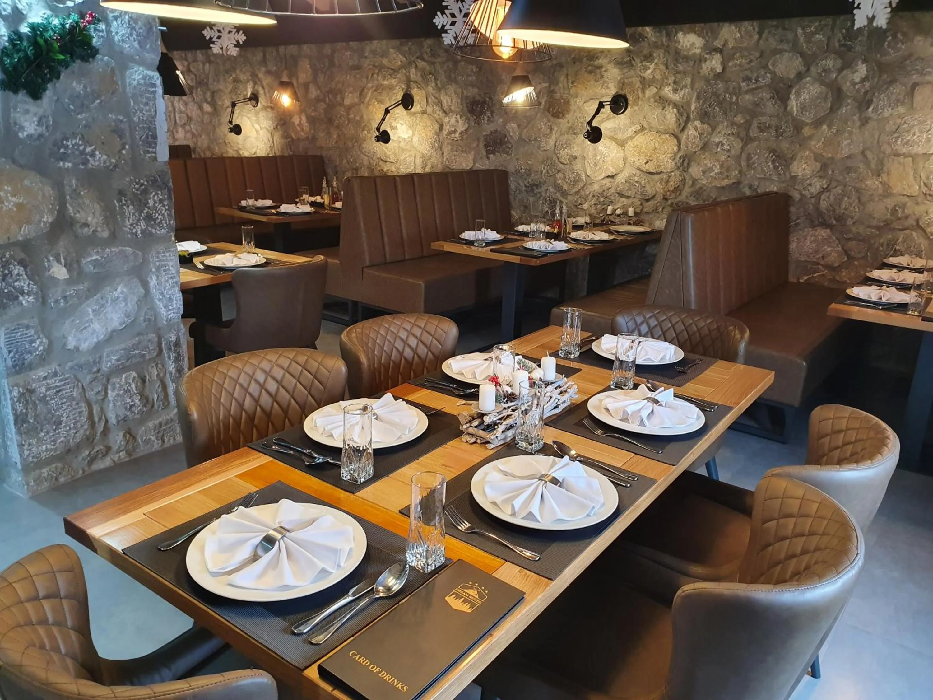 Restaurant/places to eat in Dream House Hotel & Spa