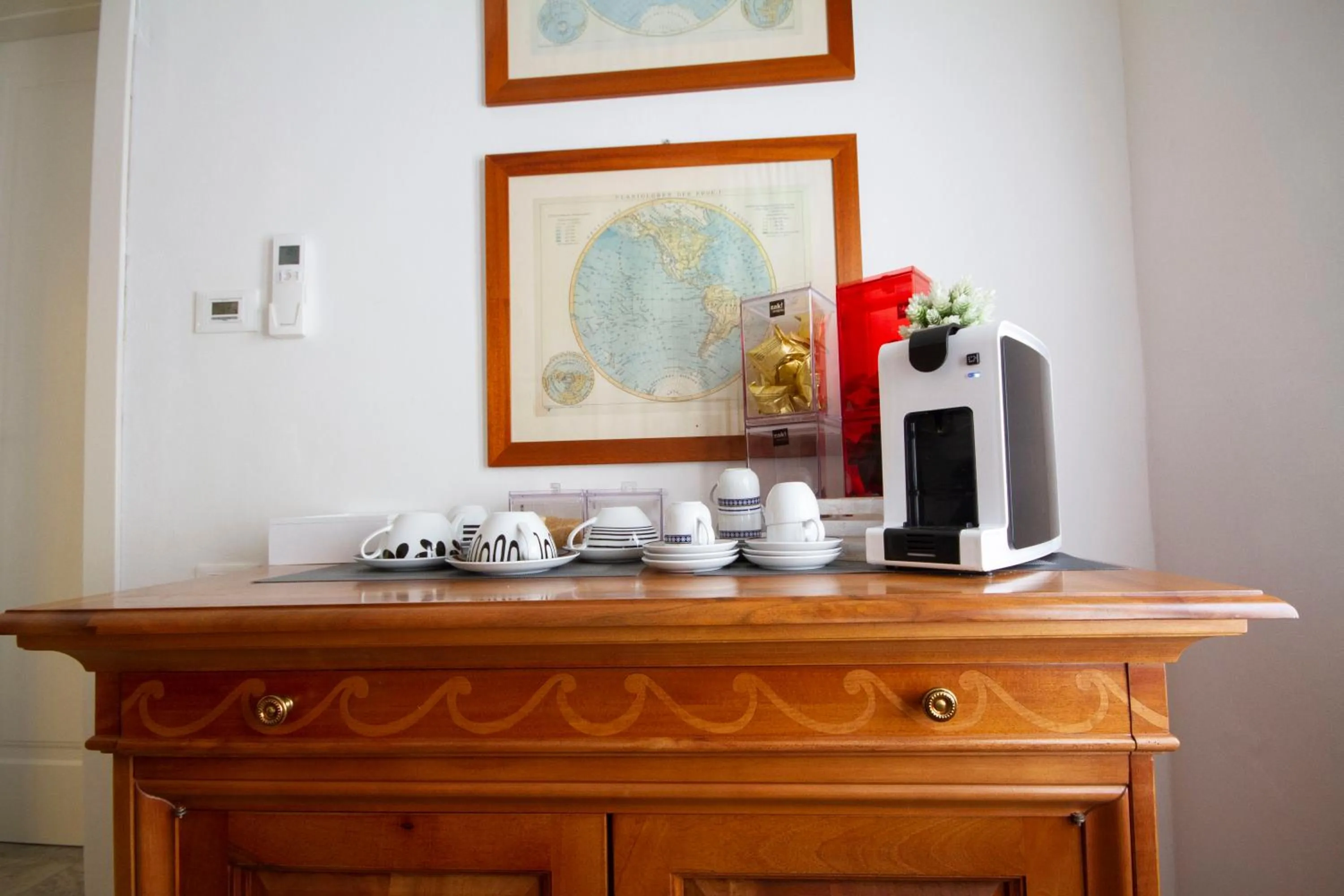 Coffee/tea facilities in B&B Poggiobonizio