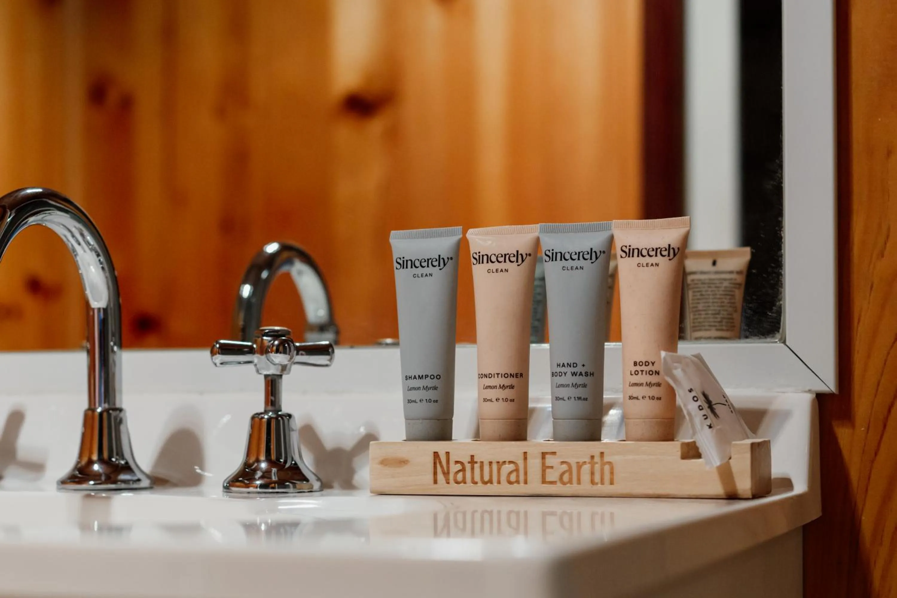 Other in Tuckeroo Cottages & Gardens - Blue Wren & Kookaburra