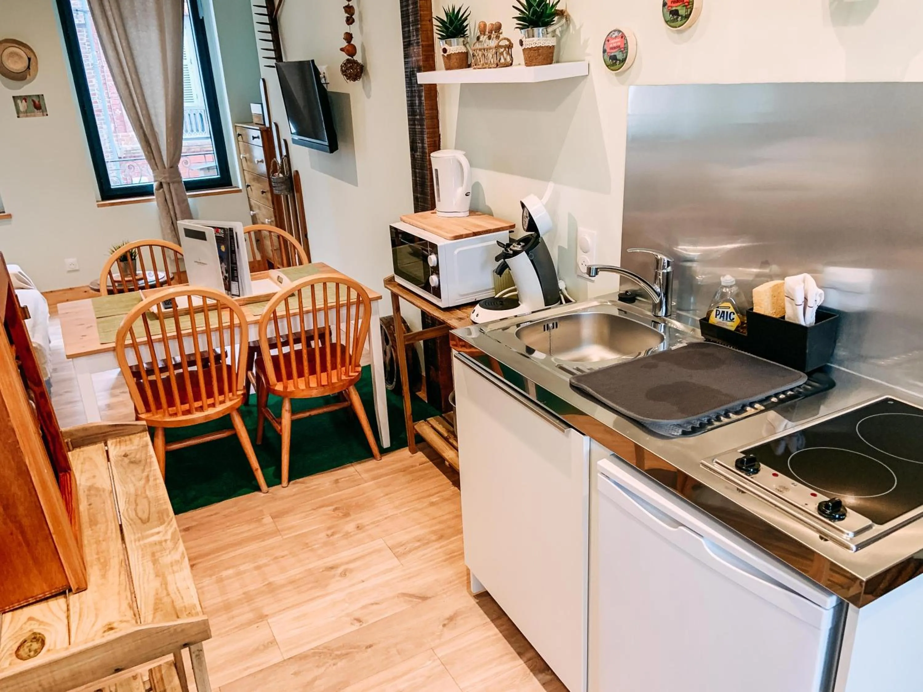 Kitchen or kitchenette in La villa des souhaits