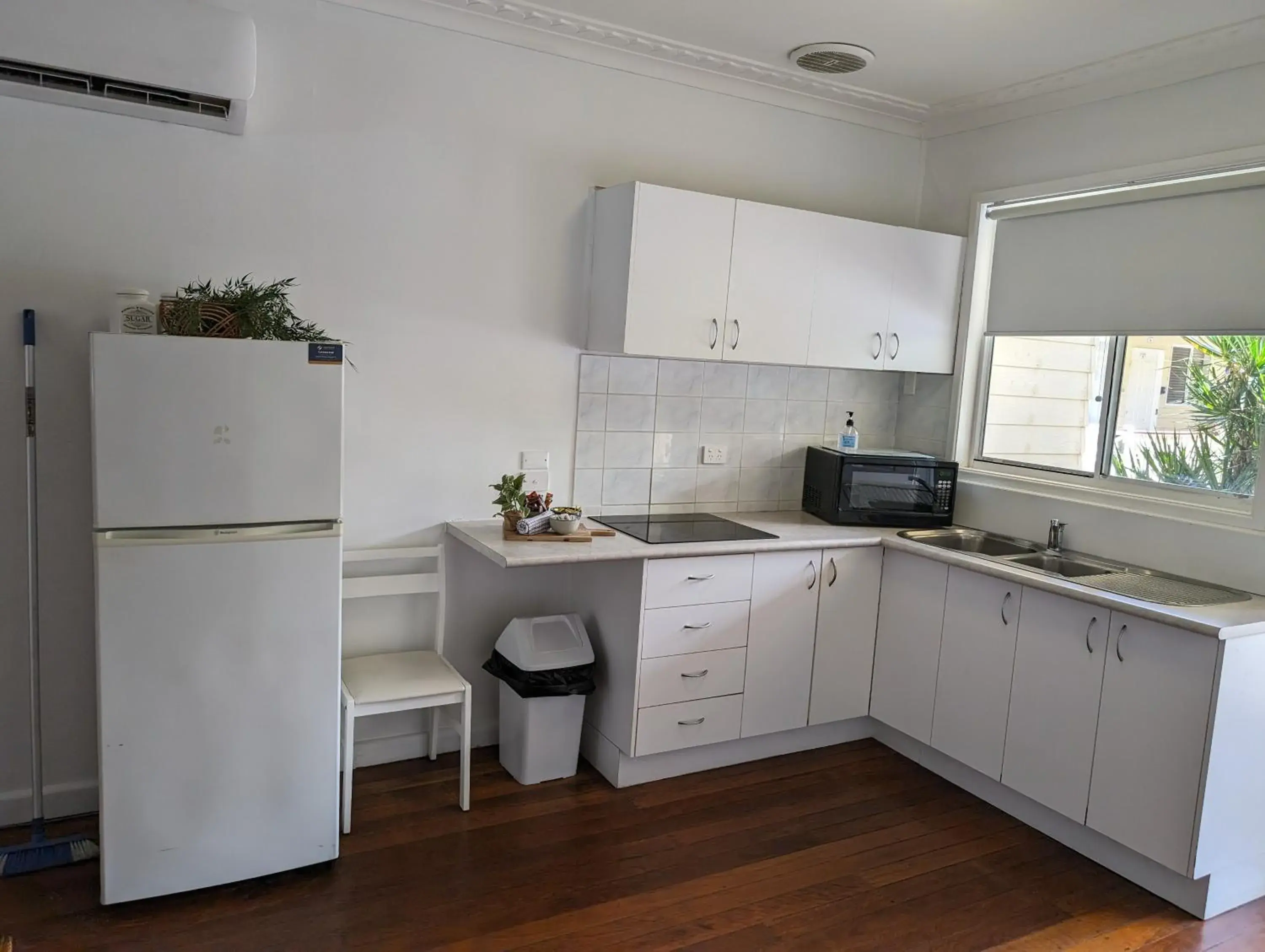 Three-Bedroom Apartment in Ocean Park Motel & Holiday Apartments Three-Bedroom Apartment in Ocean Park Motel & Holiday Apartments