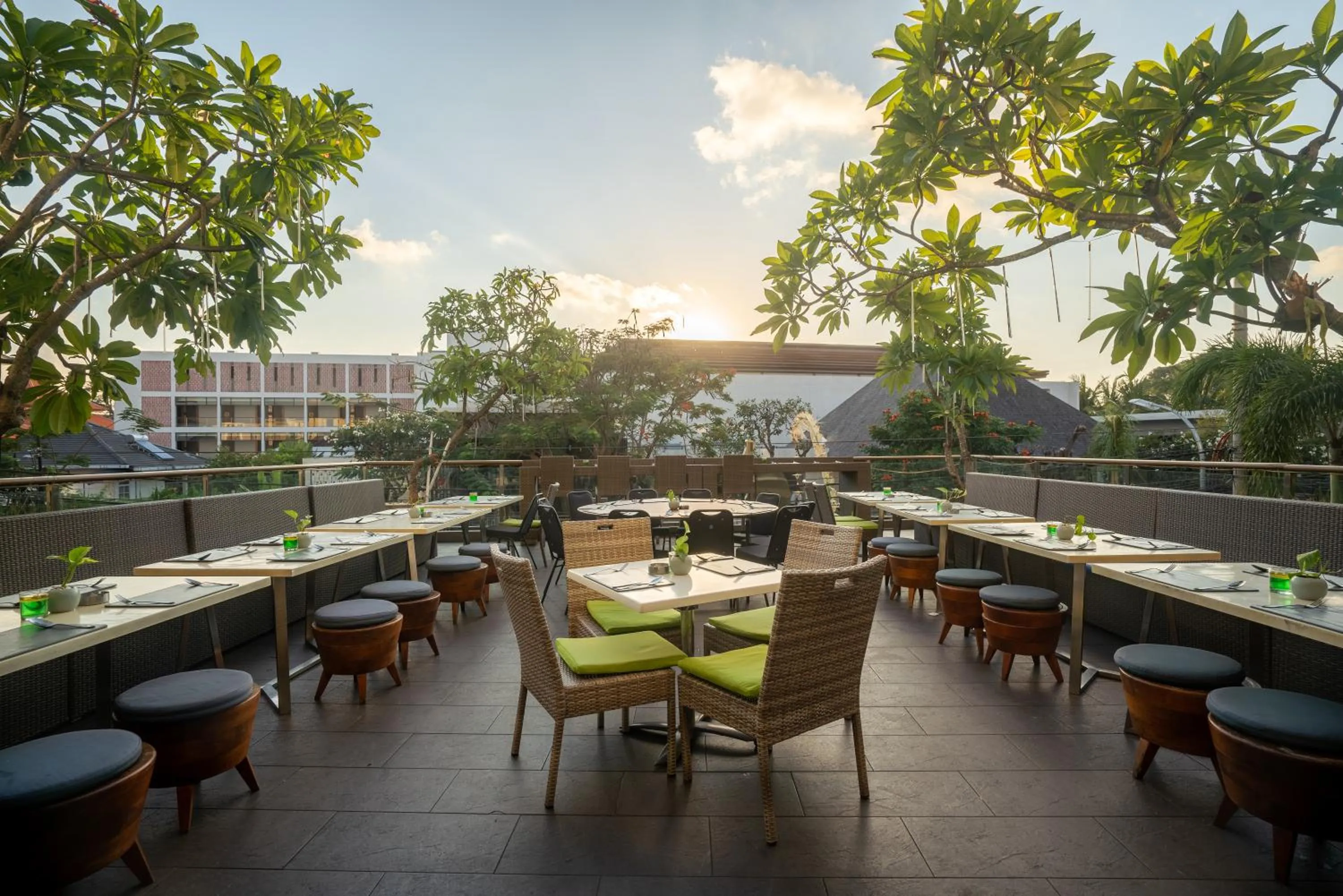 Restaurant/places to eat in EDEN Hotel Kuta Bali