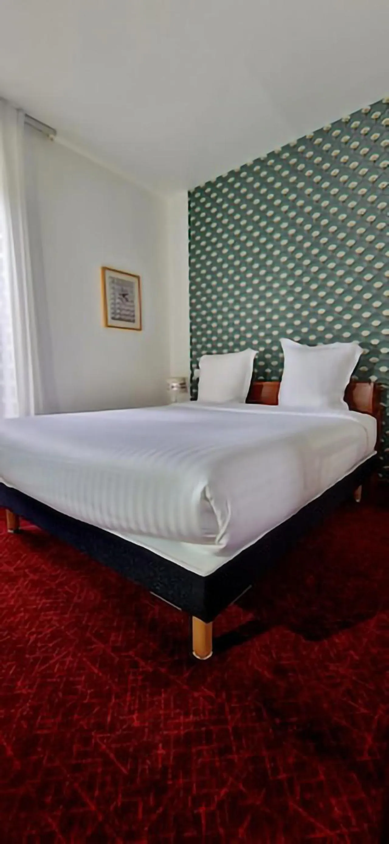 Bed in Brit Hotel Essentiel Pontivy Robic