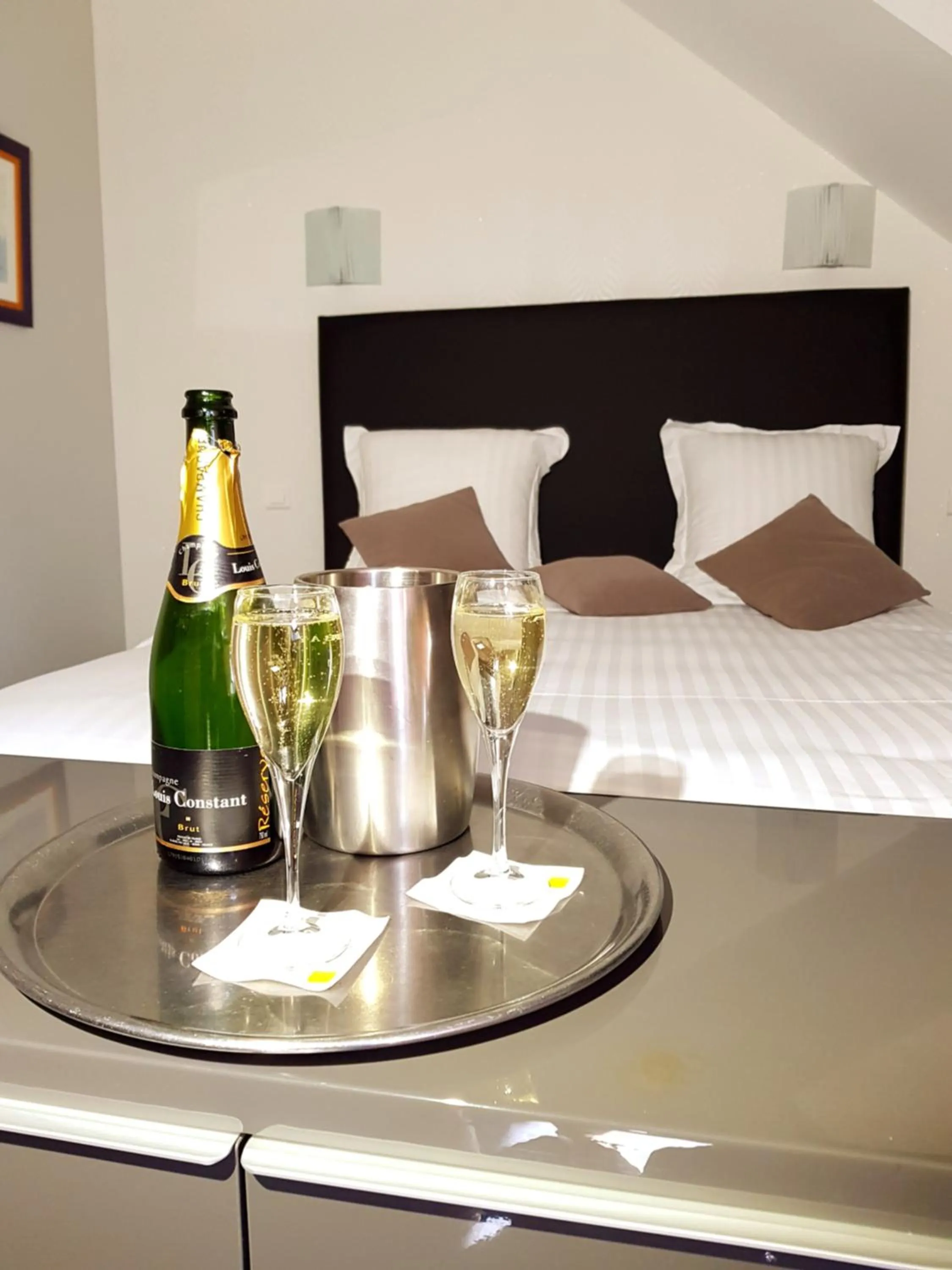Drinks, Bed in Brit Hotel Essentiel Pontivy Robic