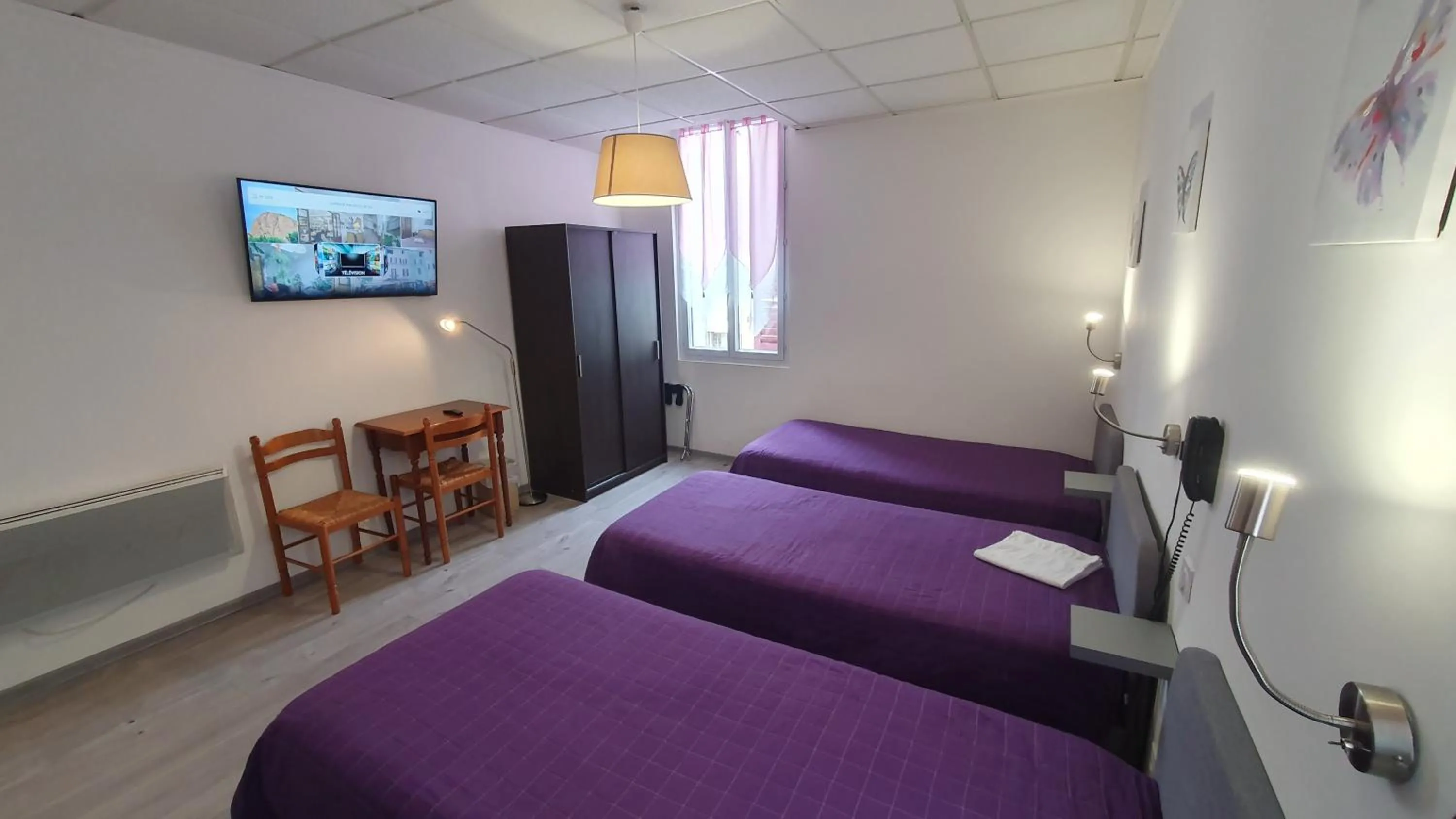 Triple Room in Hôtel du Roc