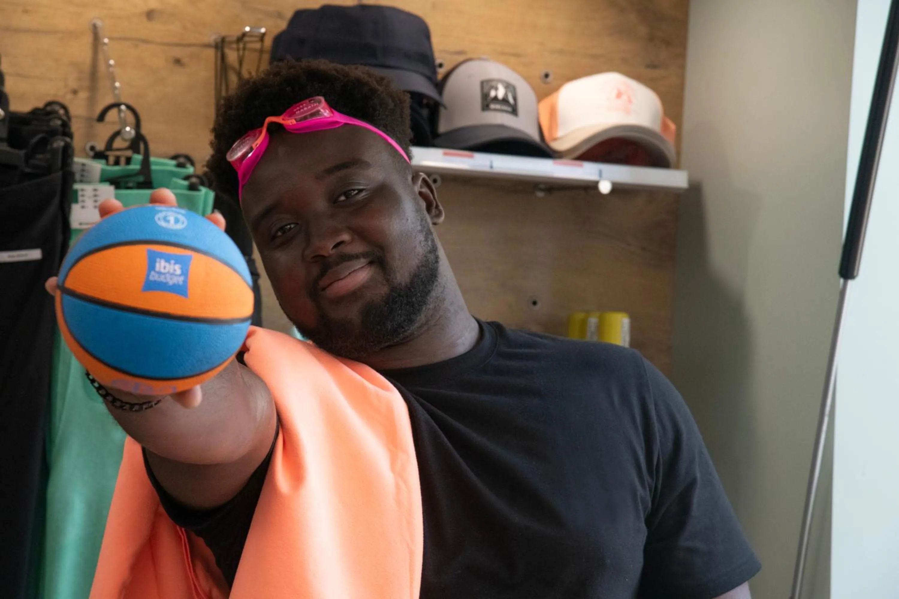 On-site shops in ibis budget Nice Californie Lenval