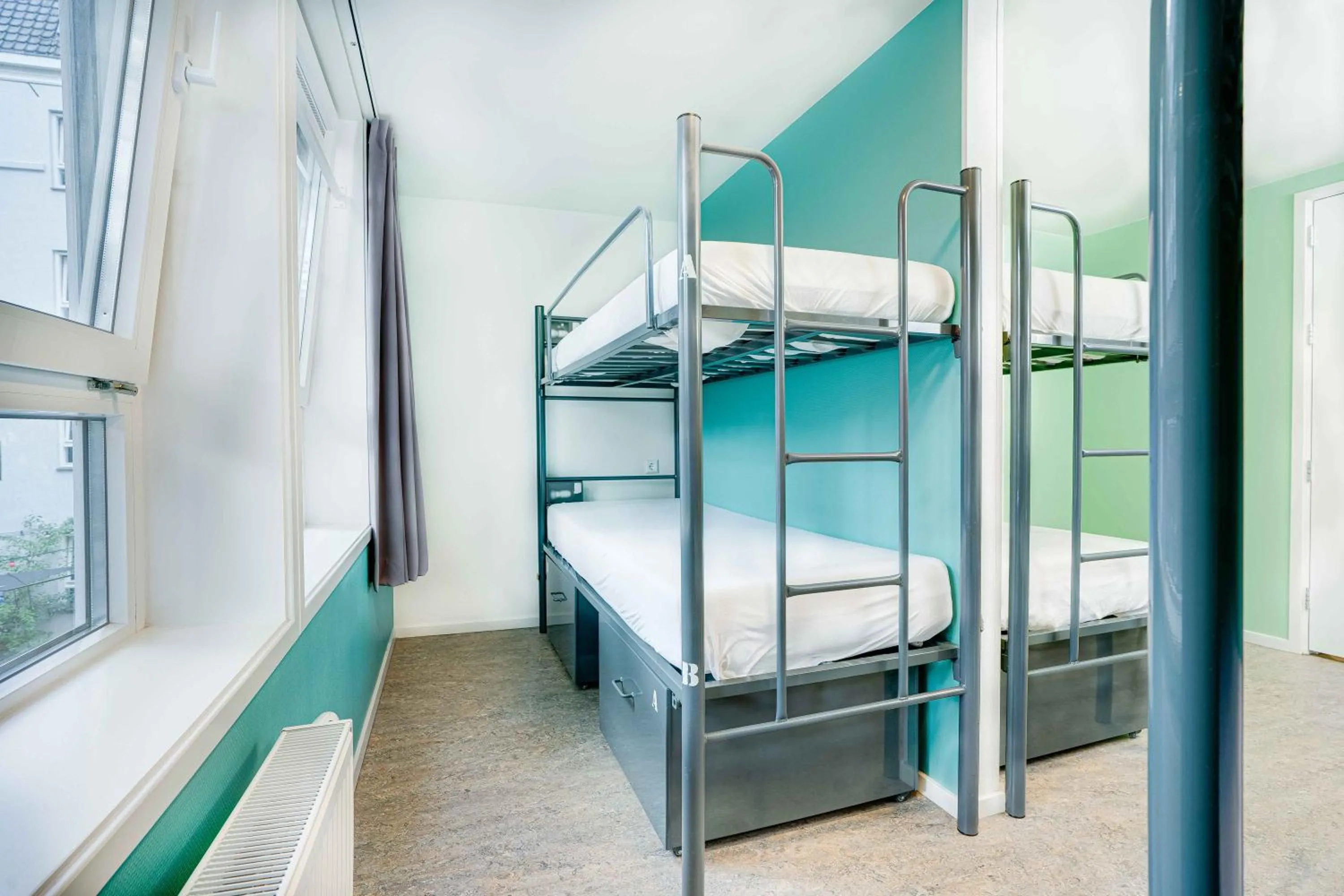 Photo of the whole room, Bed in Hans Brinker Hostel Amsterdam