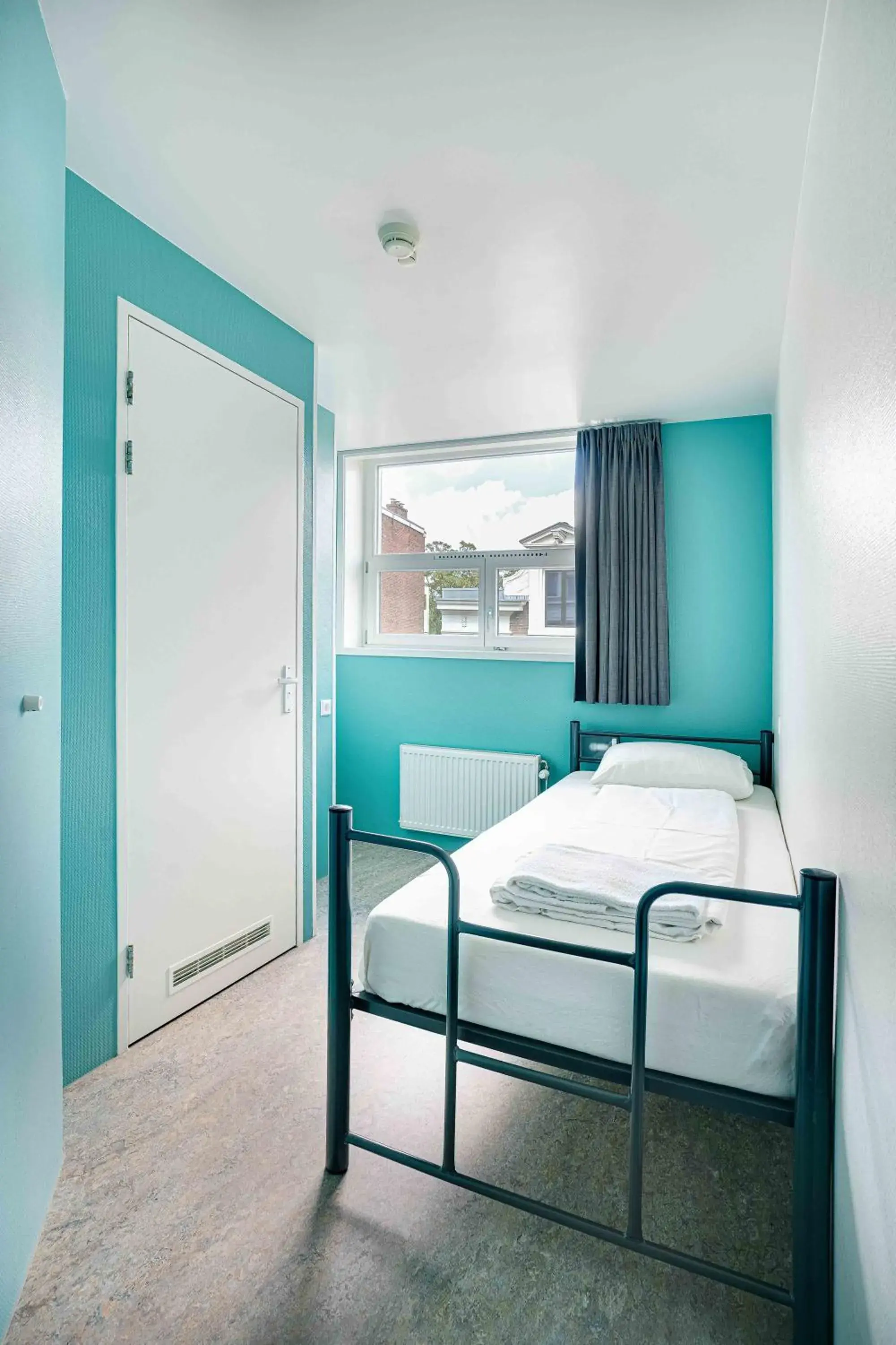 Single Room with Private Bathroom in Hans Brinker Hostel Amsterdam Single Room with Private Bathroom in Hans Brinker Hostel Amsterdam