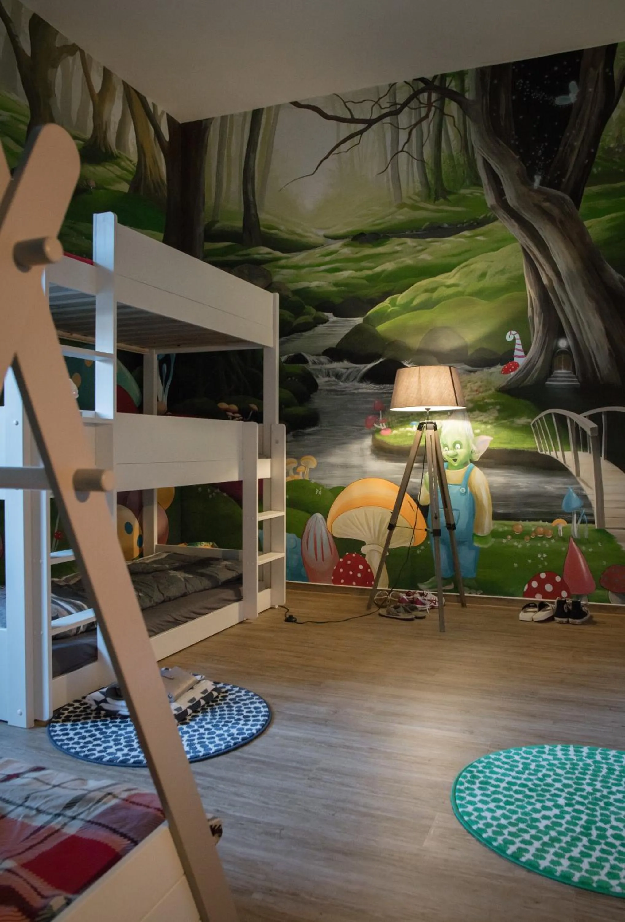 Decorative detail in KINDheitstRAUM