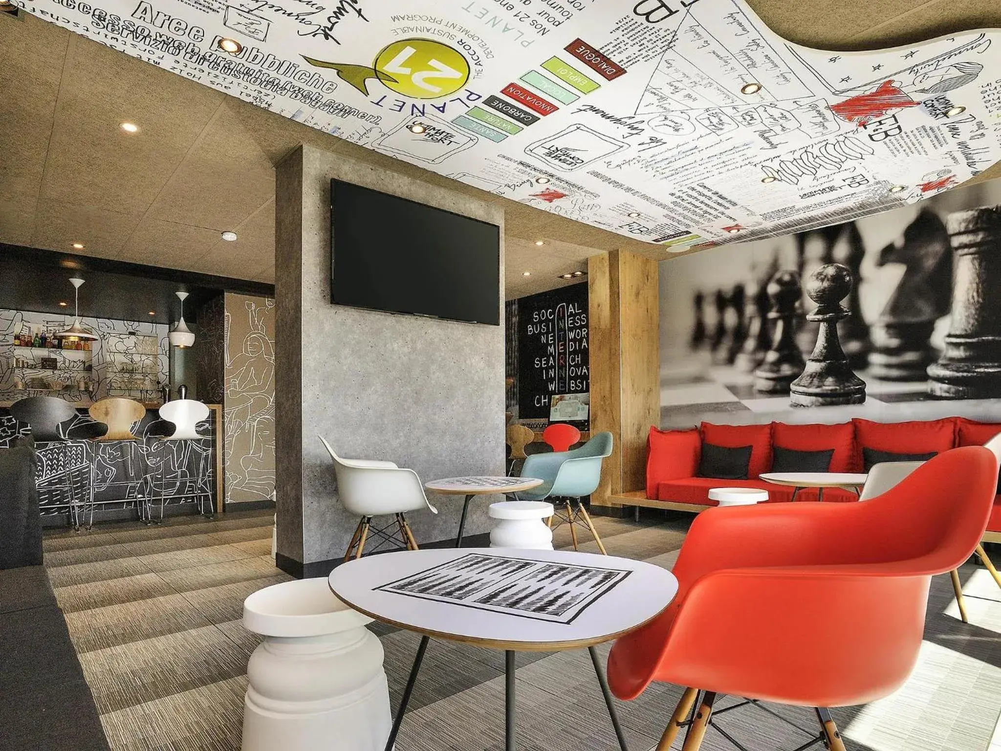 Lounge or bar in Ibis Lyon Villefranche Sur Saone Lounge or bar in Ibis Lyon Villefranche Sur Saone