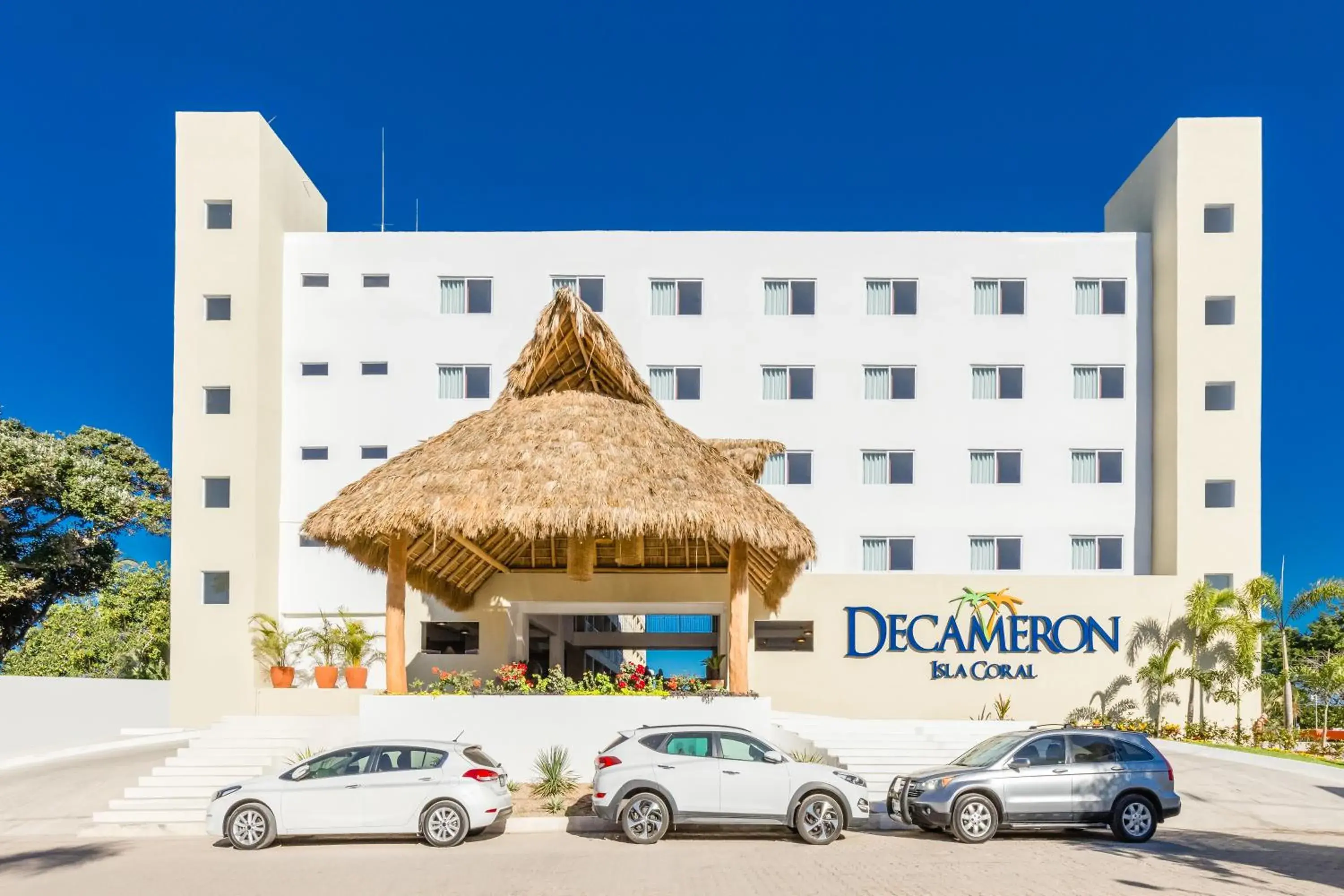 Property building in Decameron Isla Coral Guayabitos, Ramada All-Inclusive Resort Property building in Decameron Isla Coral Guayabitos, Ramada All-Inclusive Resort