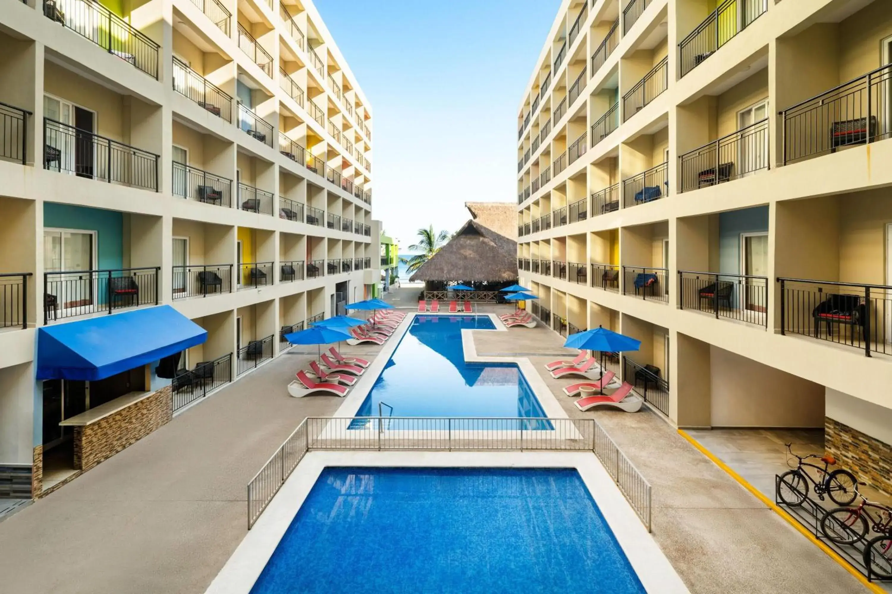 Swimming pool in Decameron Isla Coral Guayabitos, Ramada All-Inclusive Resort Swimming pool in Decameron Isla Coral Guayabitos, Ramada All-Inclusive Resort
