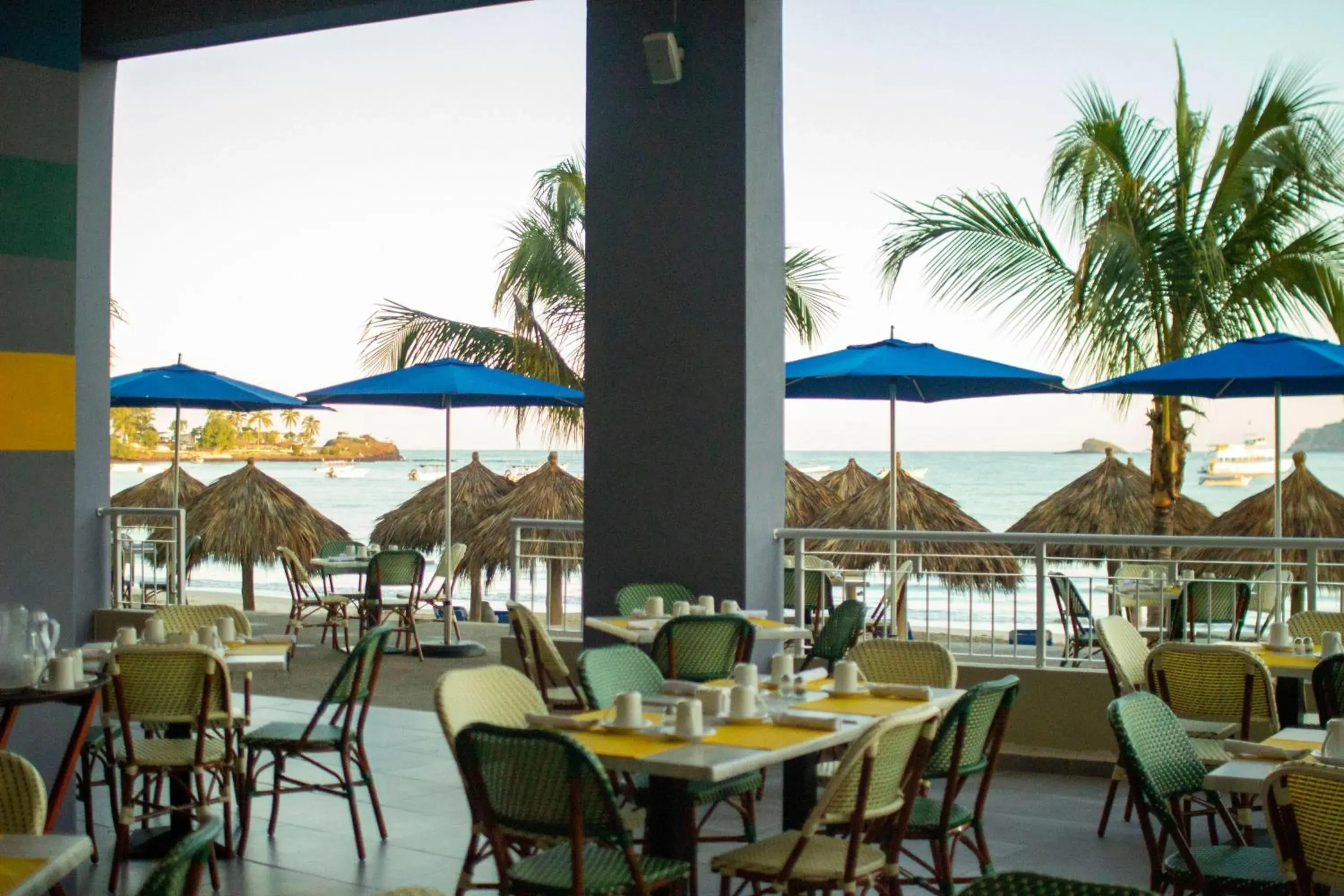 Restaurant/places to eat in Decameron La Marina Guayabitos, Ramada All-Inclusive Resort Restaurant/places to eat in Decameron La Marina Guayabitos, Ramada All-Inclusive Resort