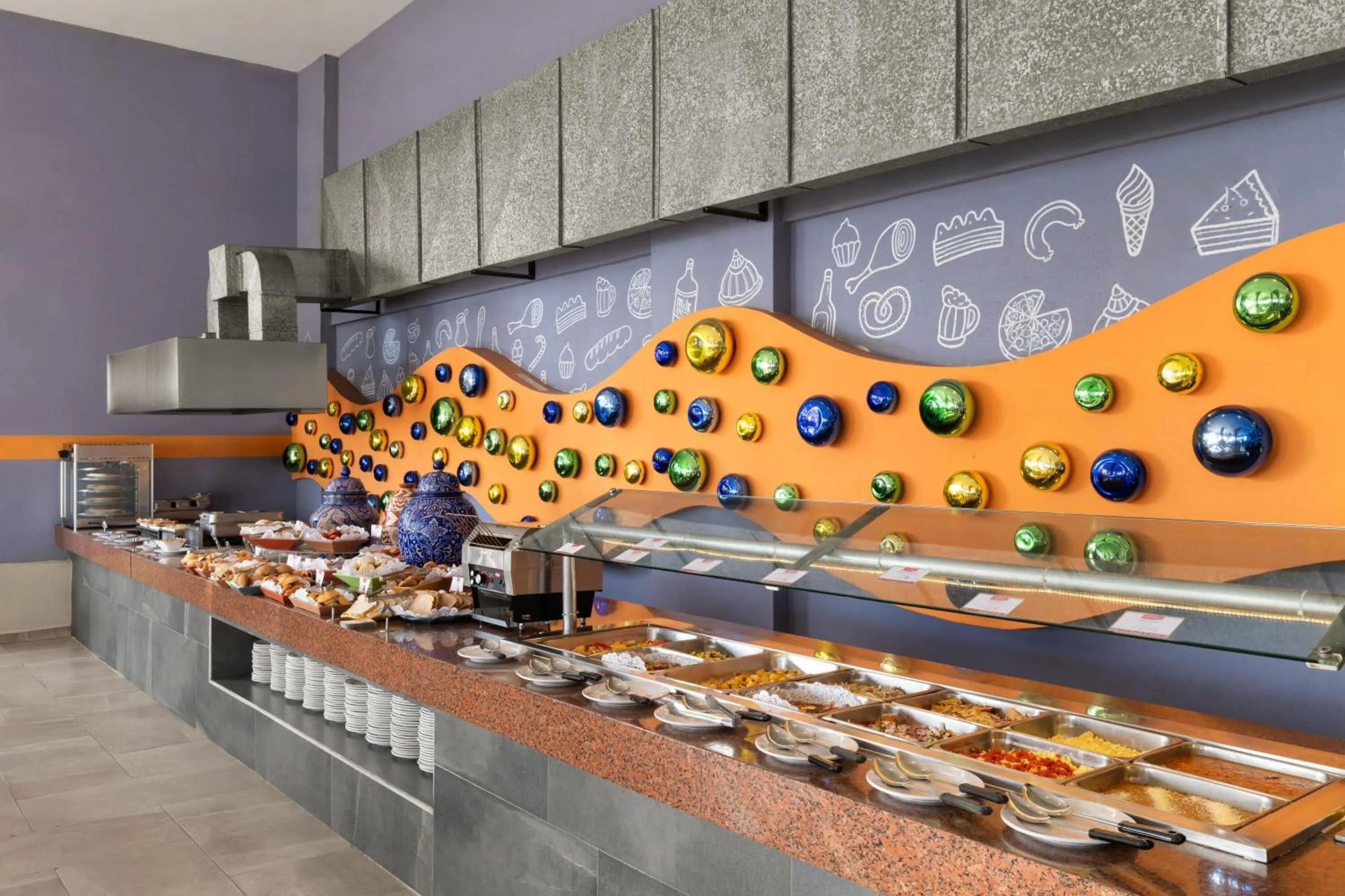 Restaurant/places to eat in Decameron La Marina Guayabitos, Ramada All-Inclusive Resort