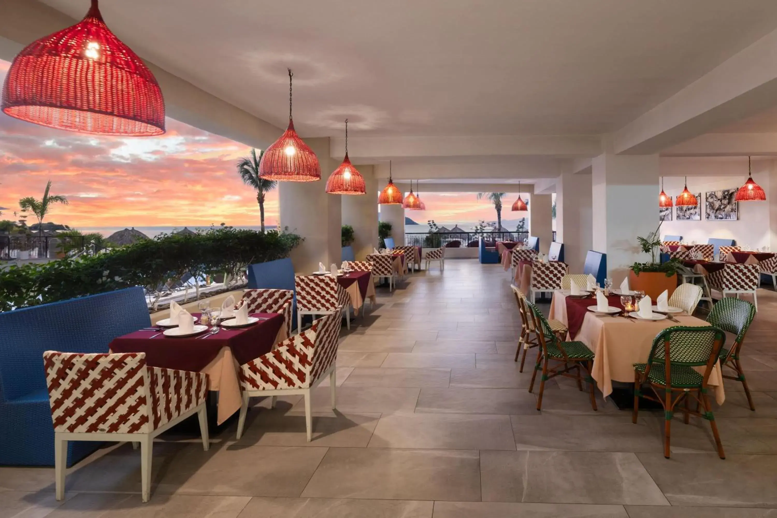 Restaurant/places to eat in Decameron La Marina Guayabitos, Ramada All-Inclusive Resort Restaurant/places to eat in Decameron La Marina Guayabitos, Ramada All-Inclusive Resort