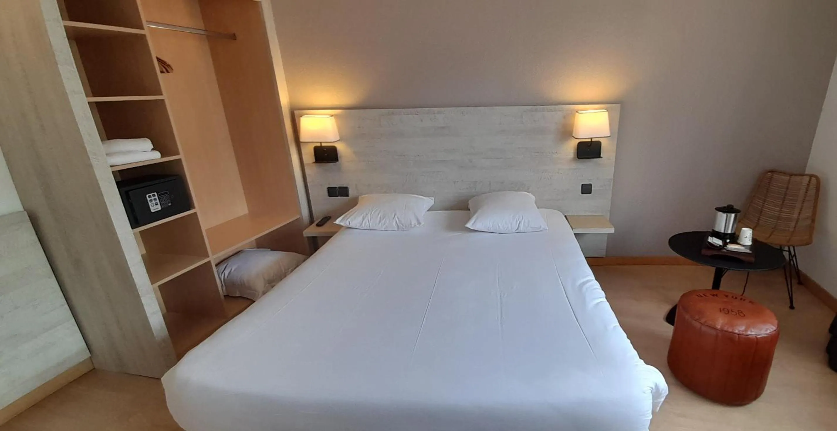 Bed in Escale Oceania Biarritz