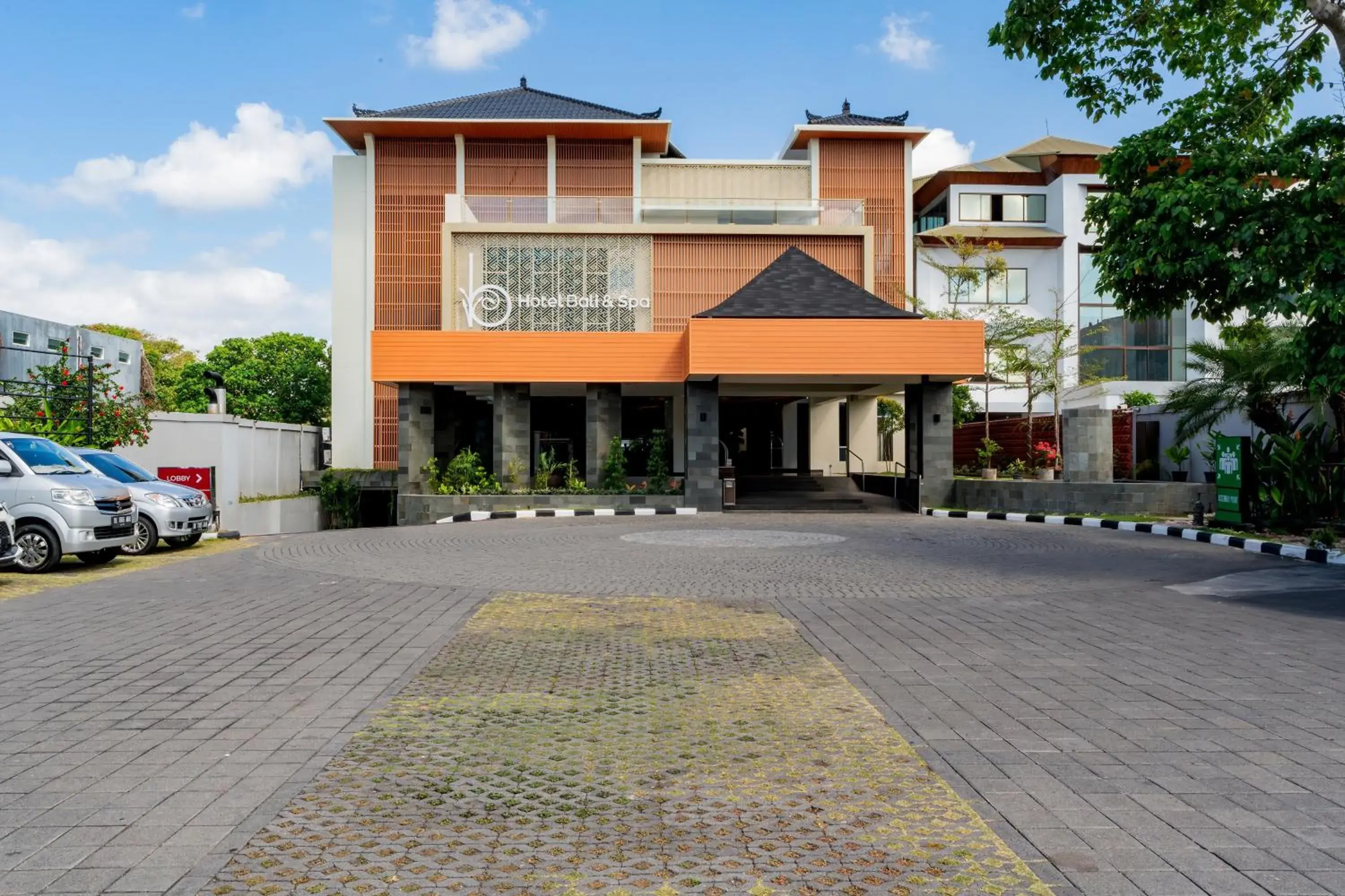 Property building in b Hotel Bali & Spa Property building in b Hotel Bali & Spa