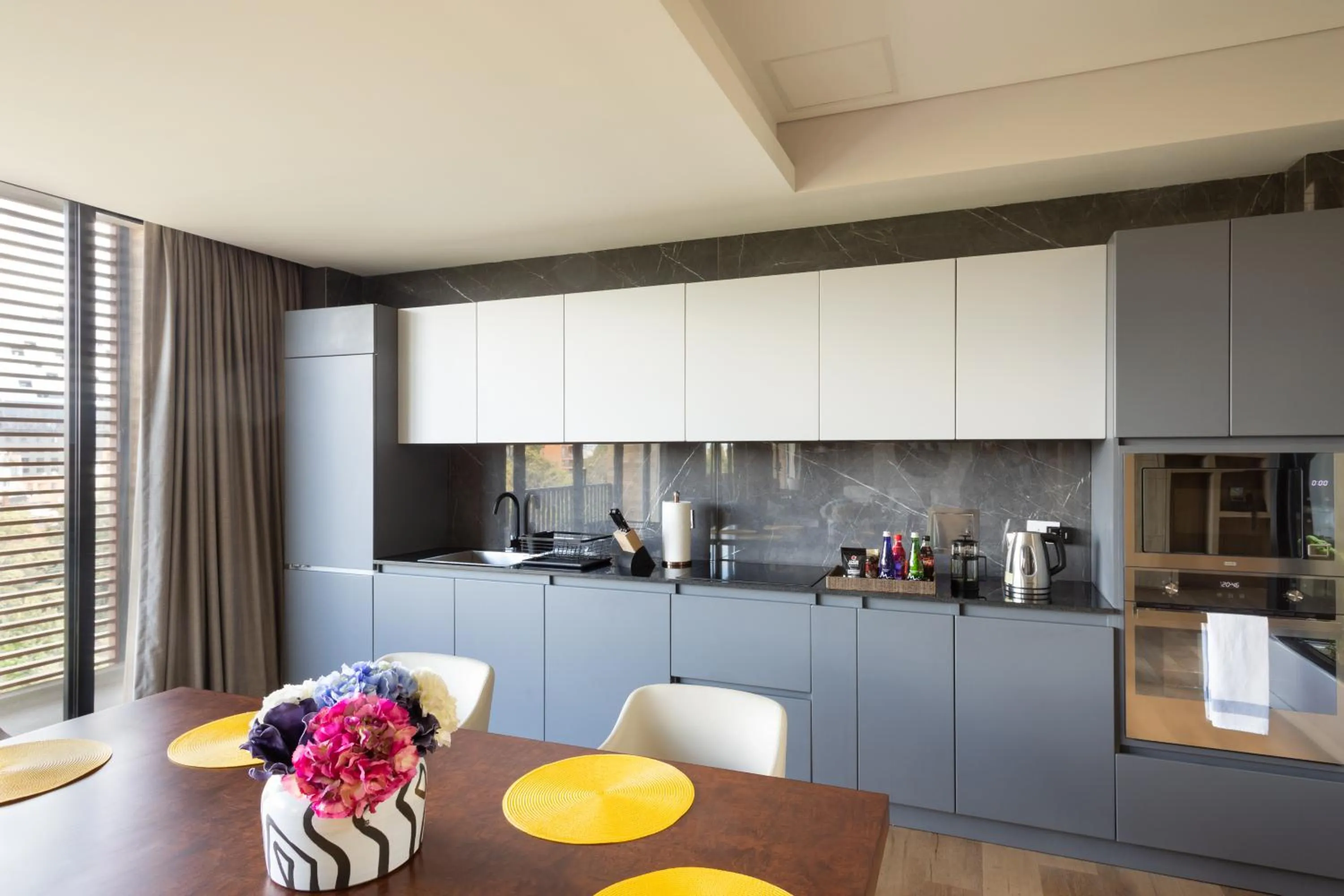 Kitchen or kitchenette in Cassa Luxury Homes
