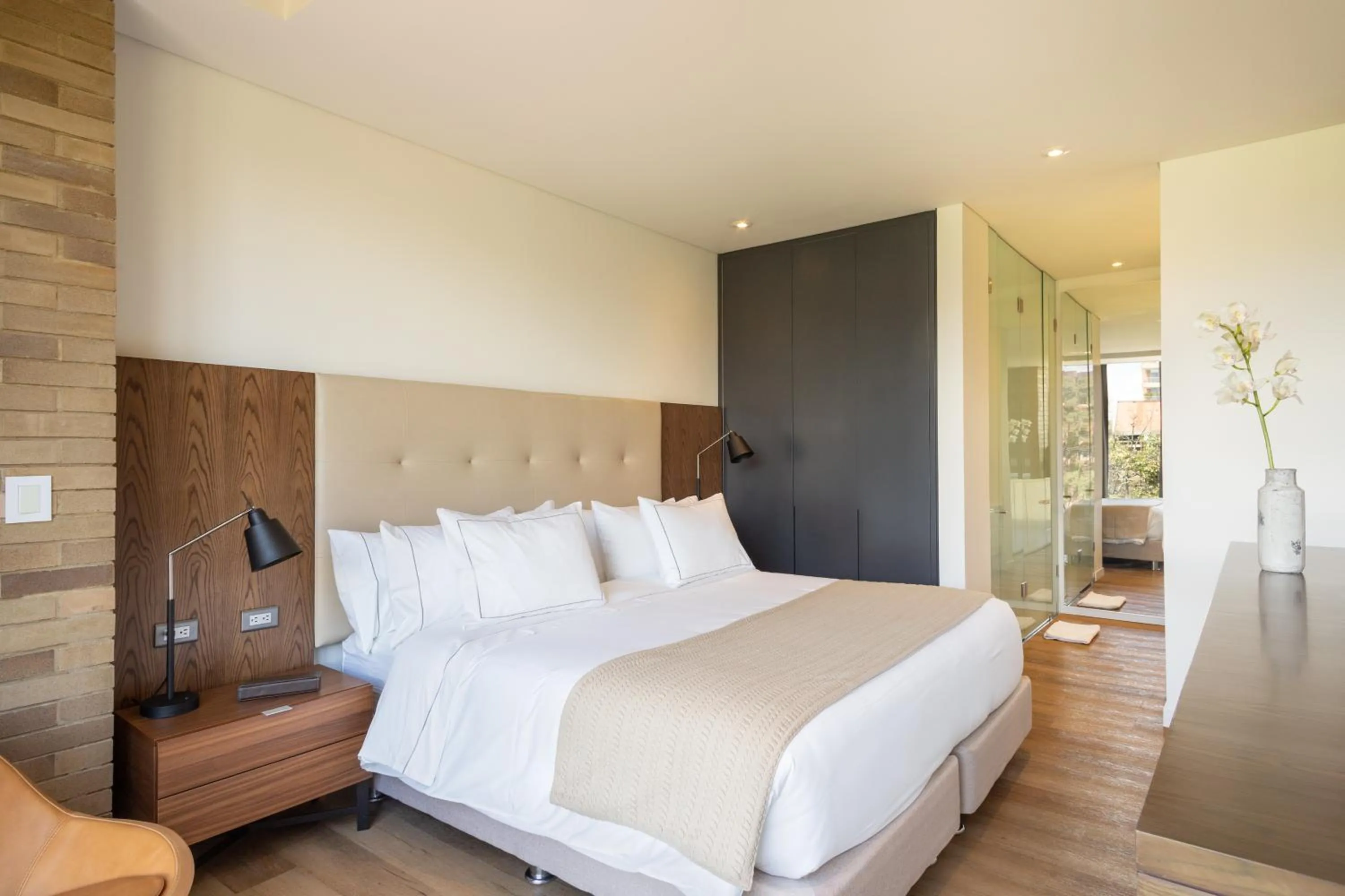 Bedroom, Bed in Cassa Luxury Homes