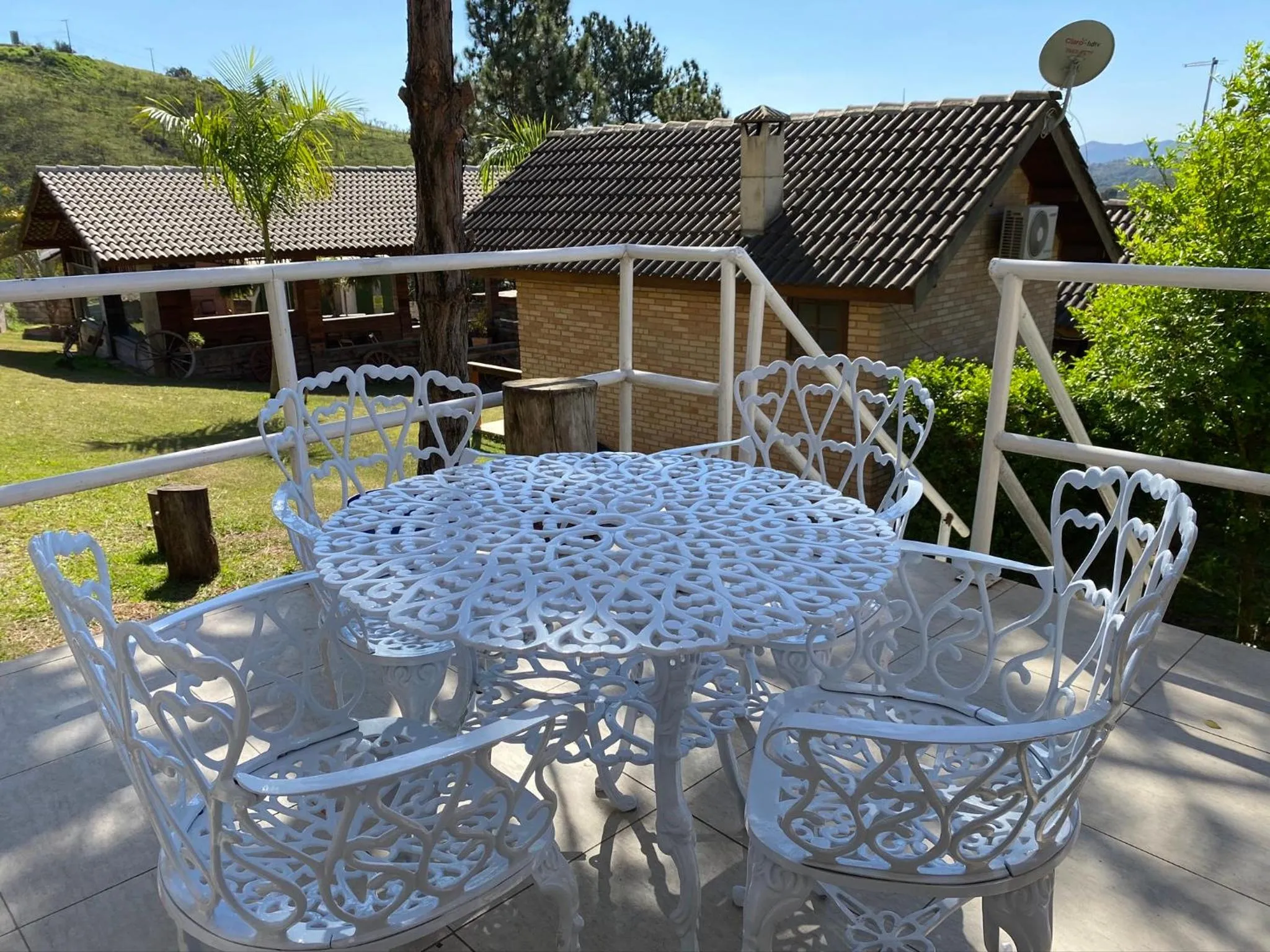 Balcony/Terrace in Chalés Marinelli em São Roque