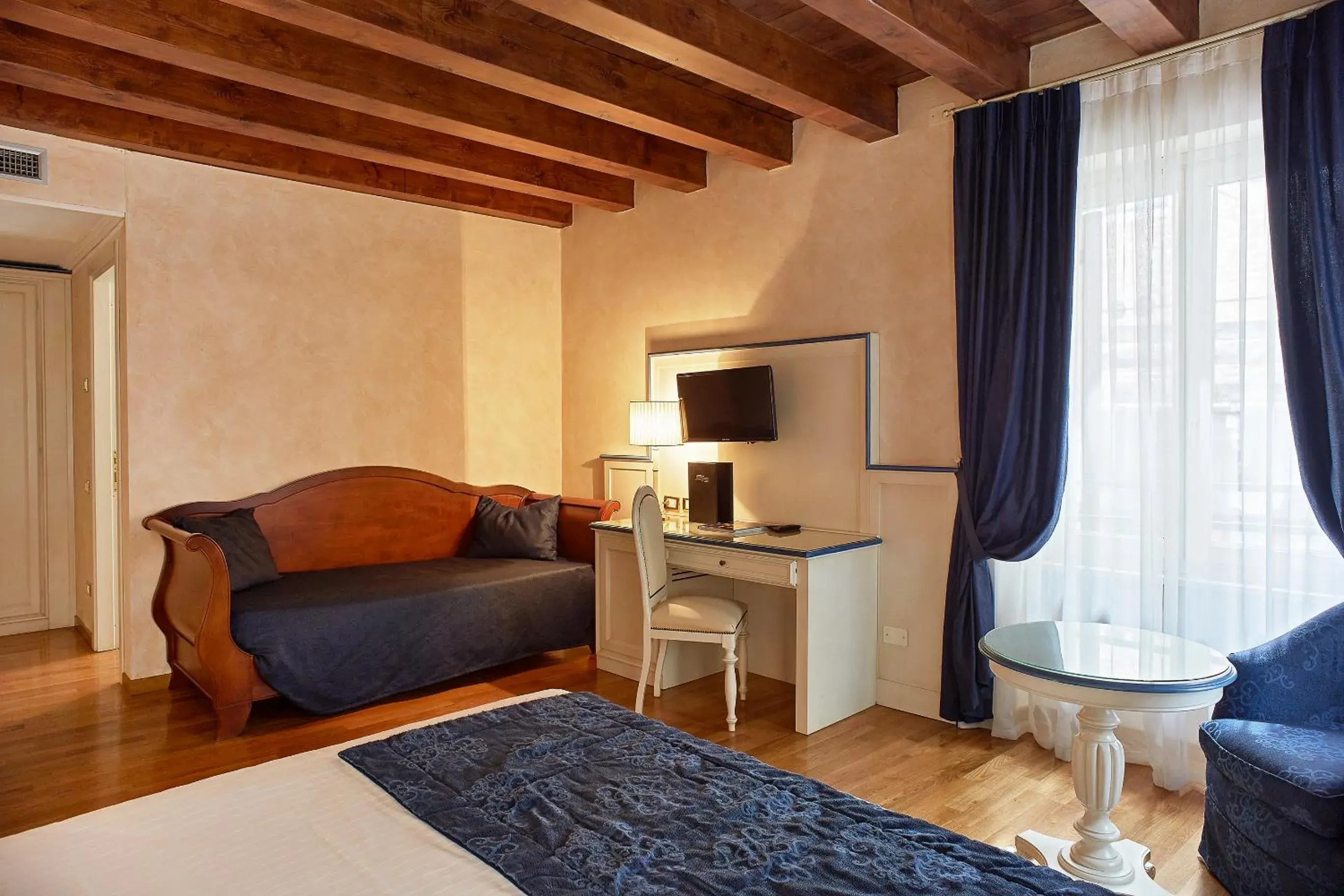 Bedroom, Bed in Albergo Mazzanti Bedroom, Bed in Albergo Mazzanti
