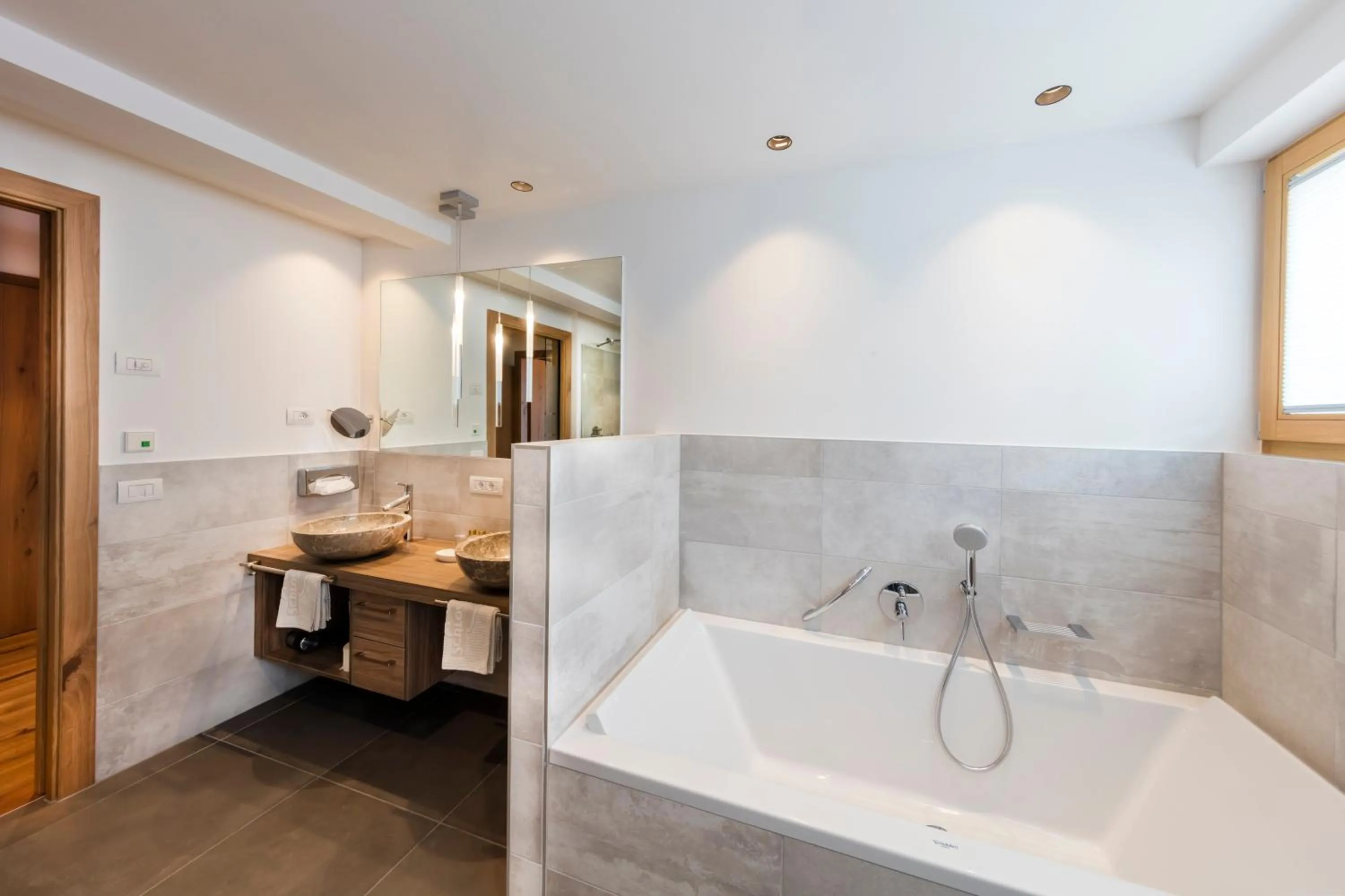 Bathroom in Hotel Schlosswirt