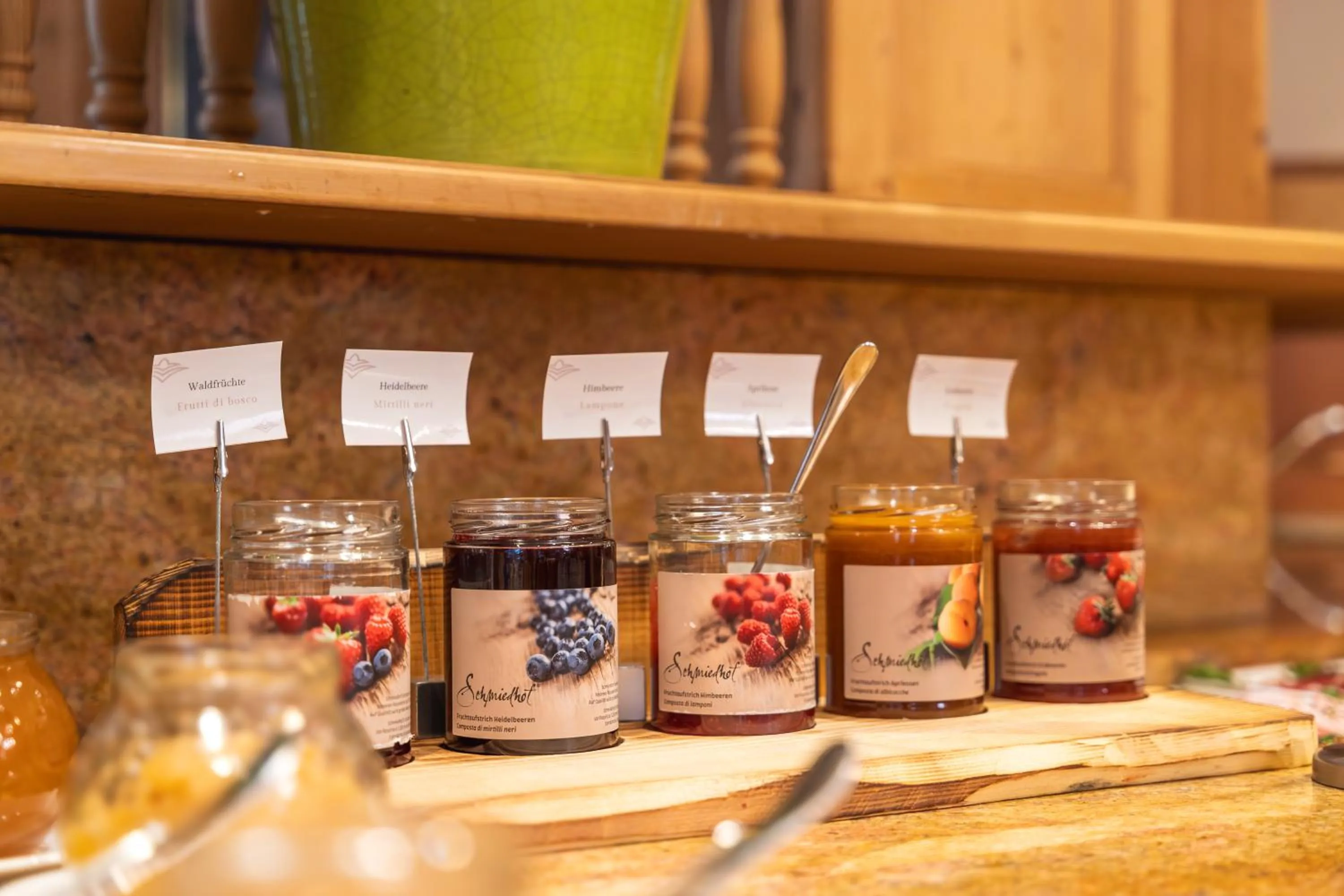 Breakfast in Hotel Schlosswirt