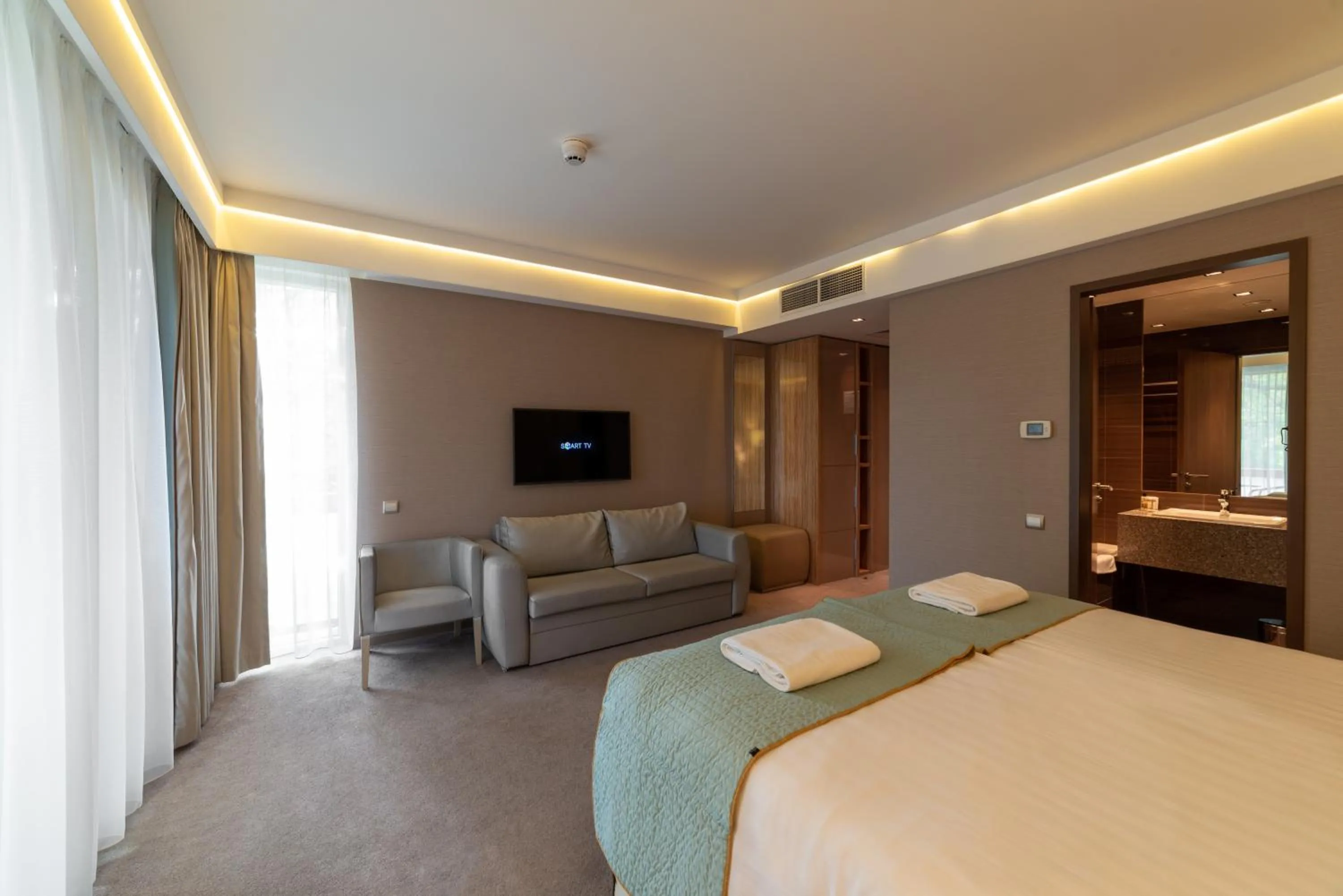 Photo of the whole room, Bed in Hotel Pagony Wellness