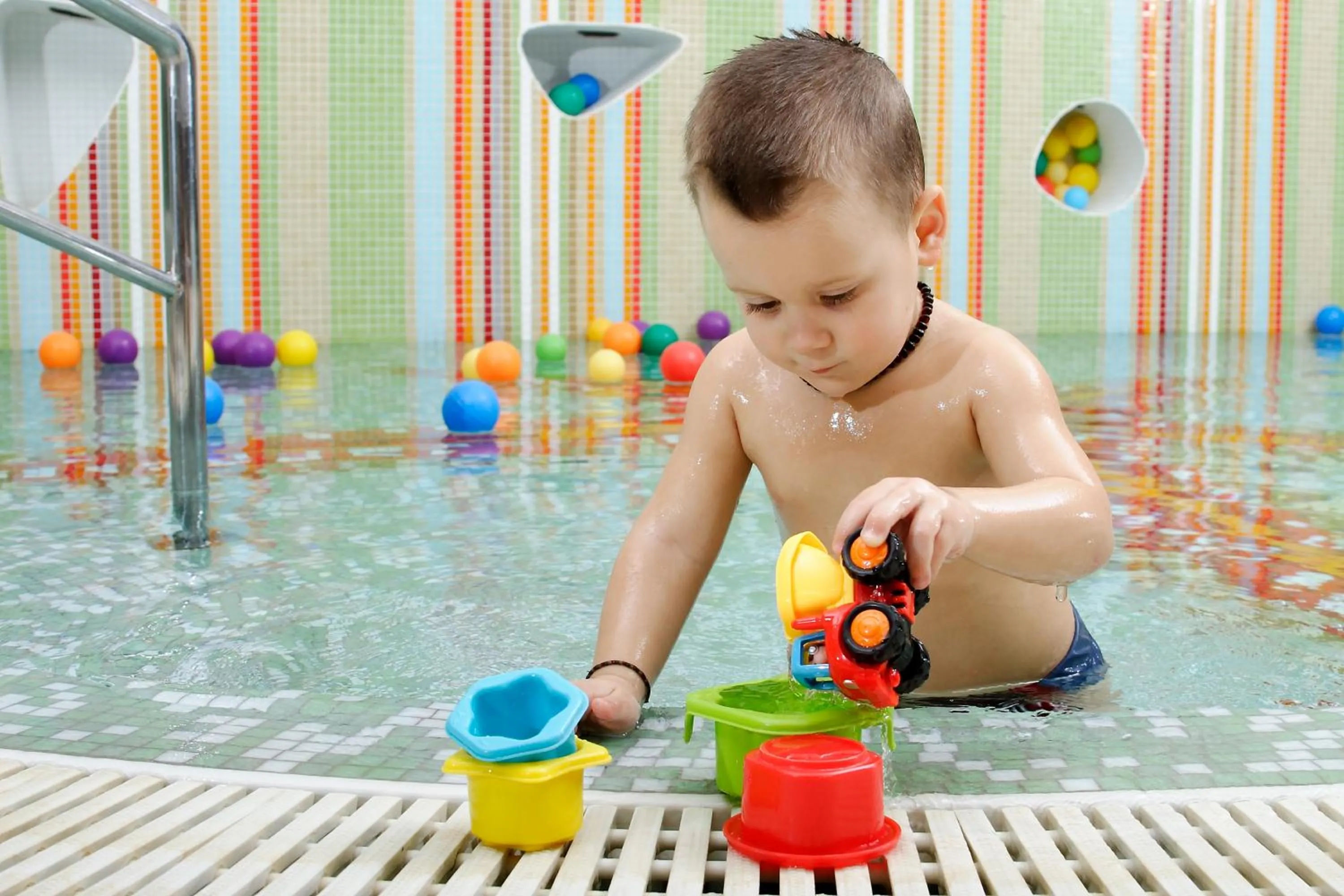 Swimming pool in Hotel Pagony Wellness