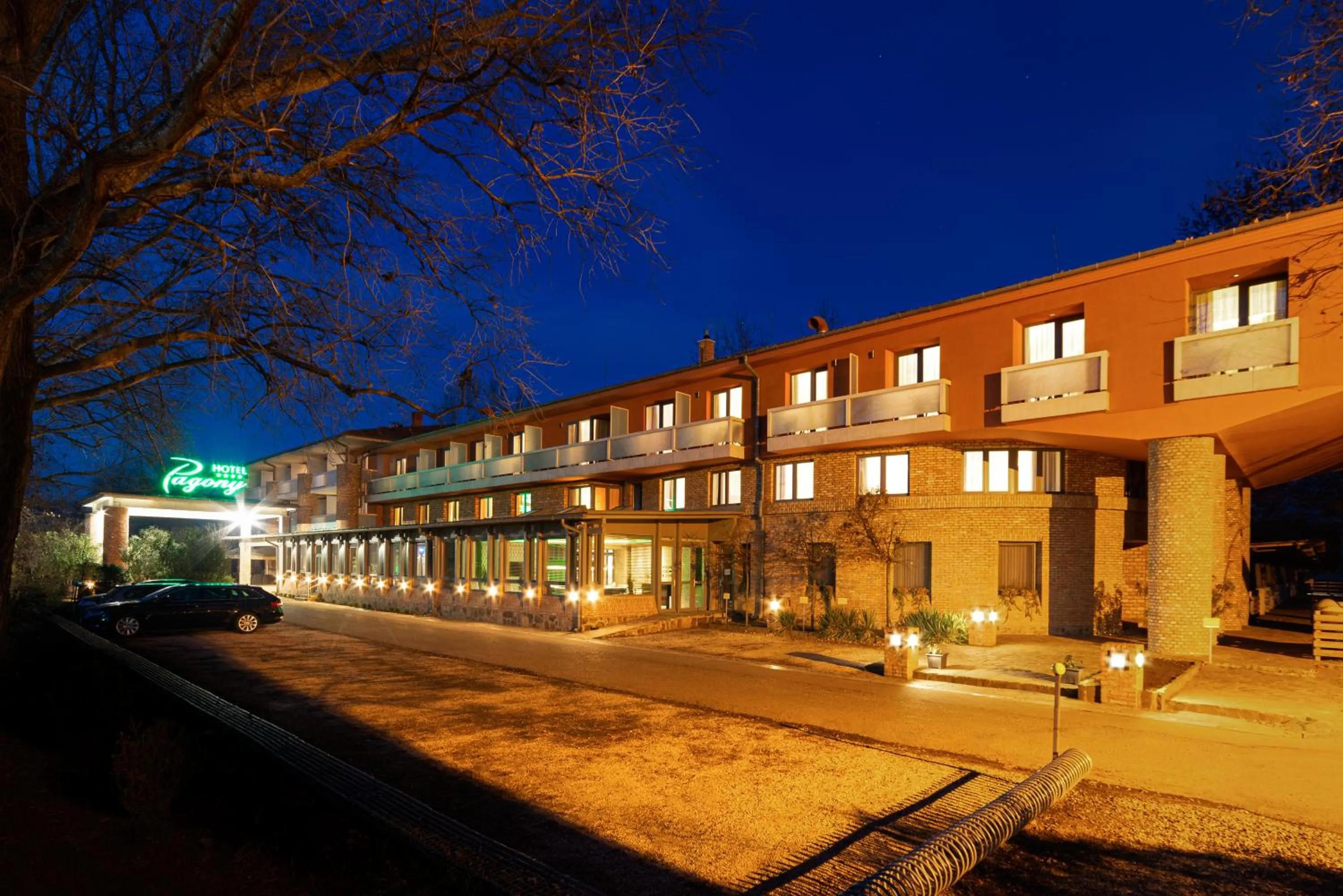 Property building in Hotel Pagony Wellness