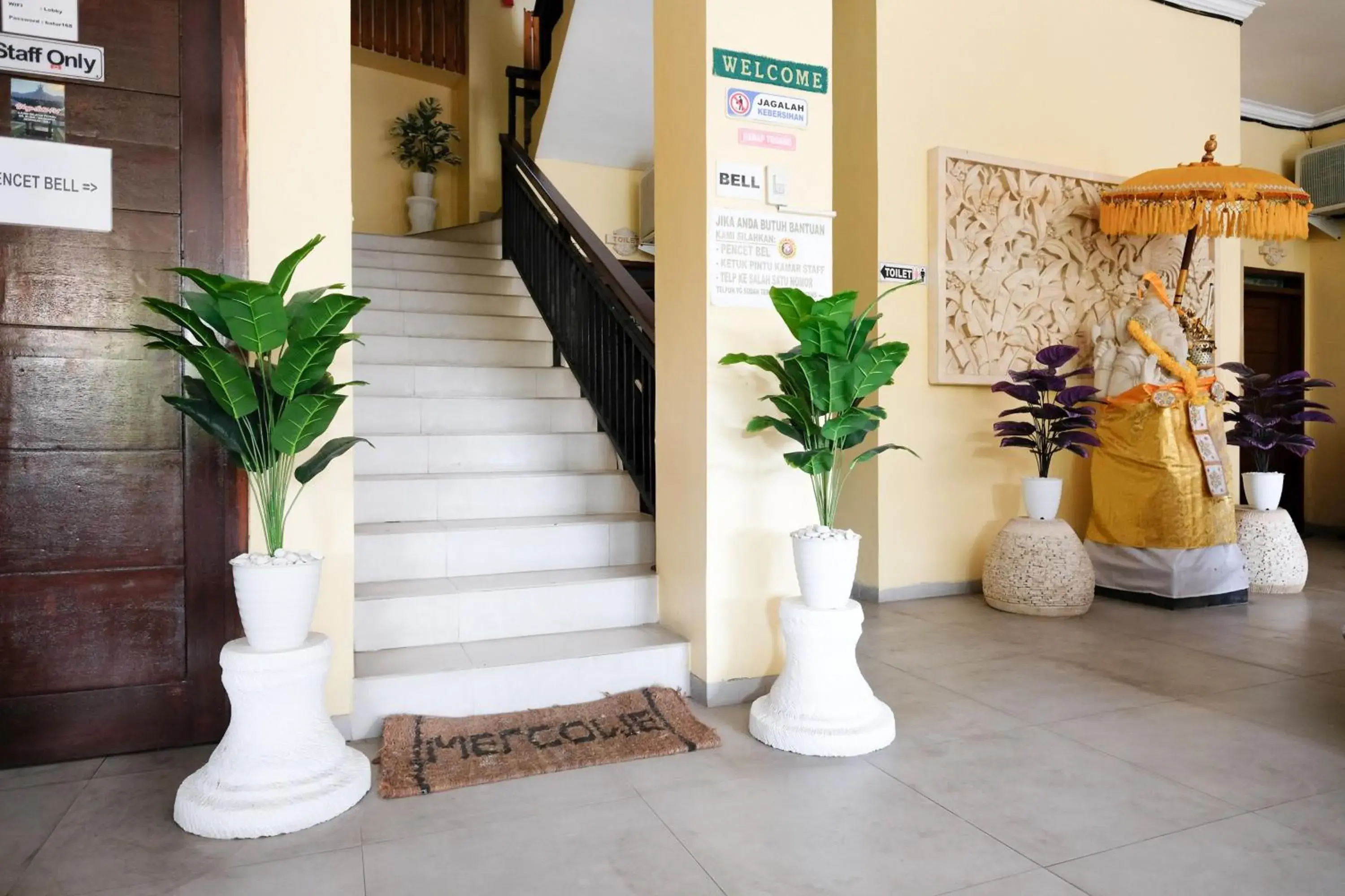 Property building in RedDoorz @ Kerta Dalem Sidakarya Property building in RedDoorz @ Kerta Dalem Sidakarya