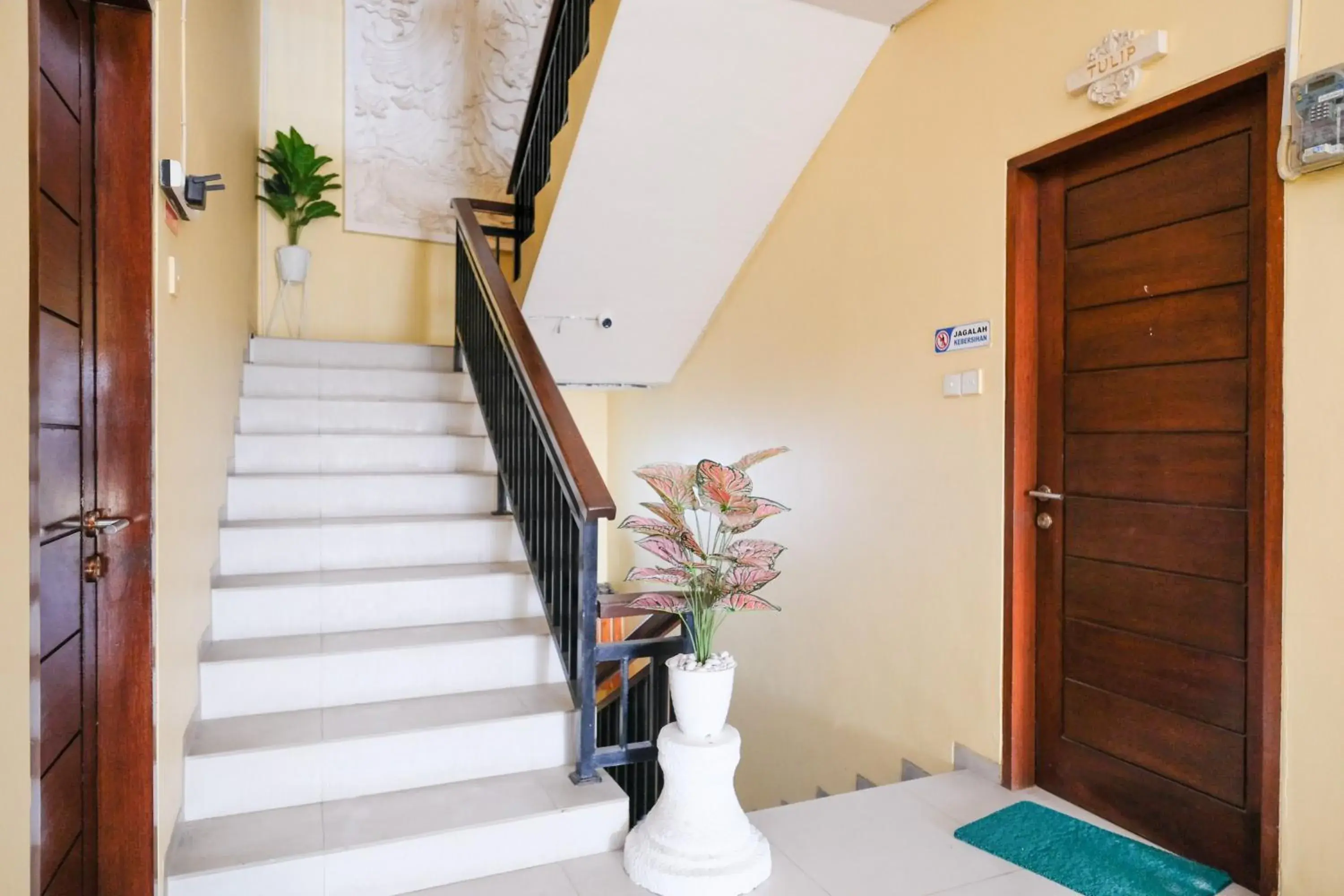 Property building in RedDoorz @ Kerta Dalem Sidakarya Property building in RedDoorz @ Kerta Dalem Sidakarya