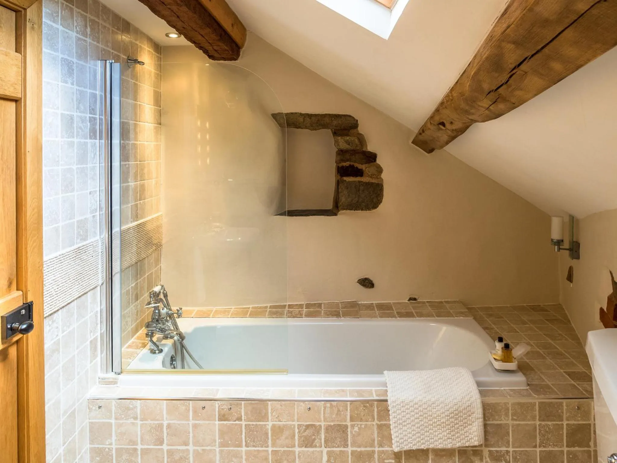 Shower in The Wayside and Whisky Barn