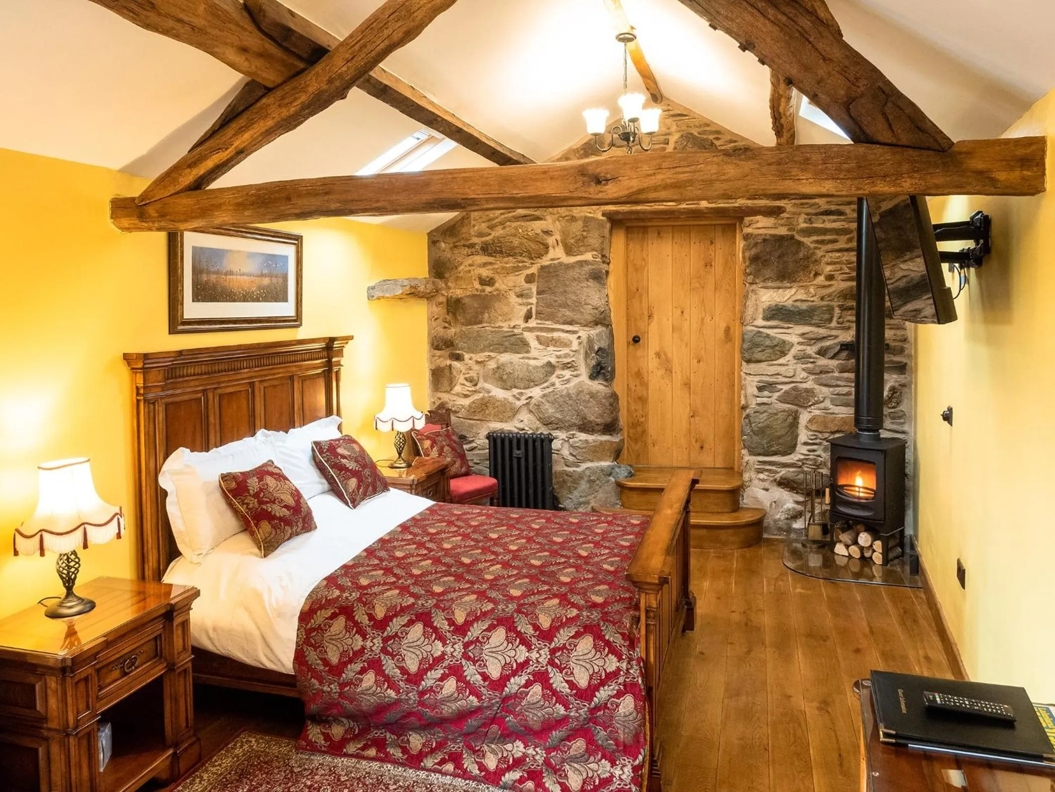 Bed in The Wayside and Whisky Barn