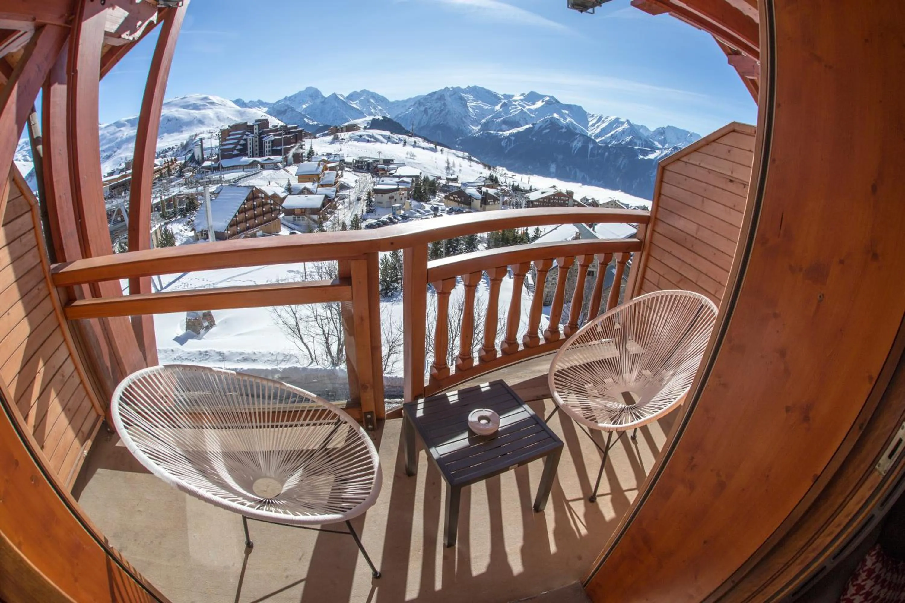 Mountain view in Grandes Rousses Hotel & Spa