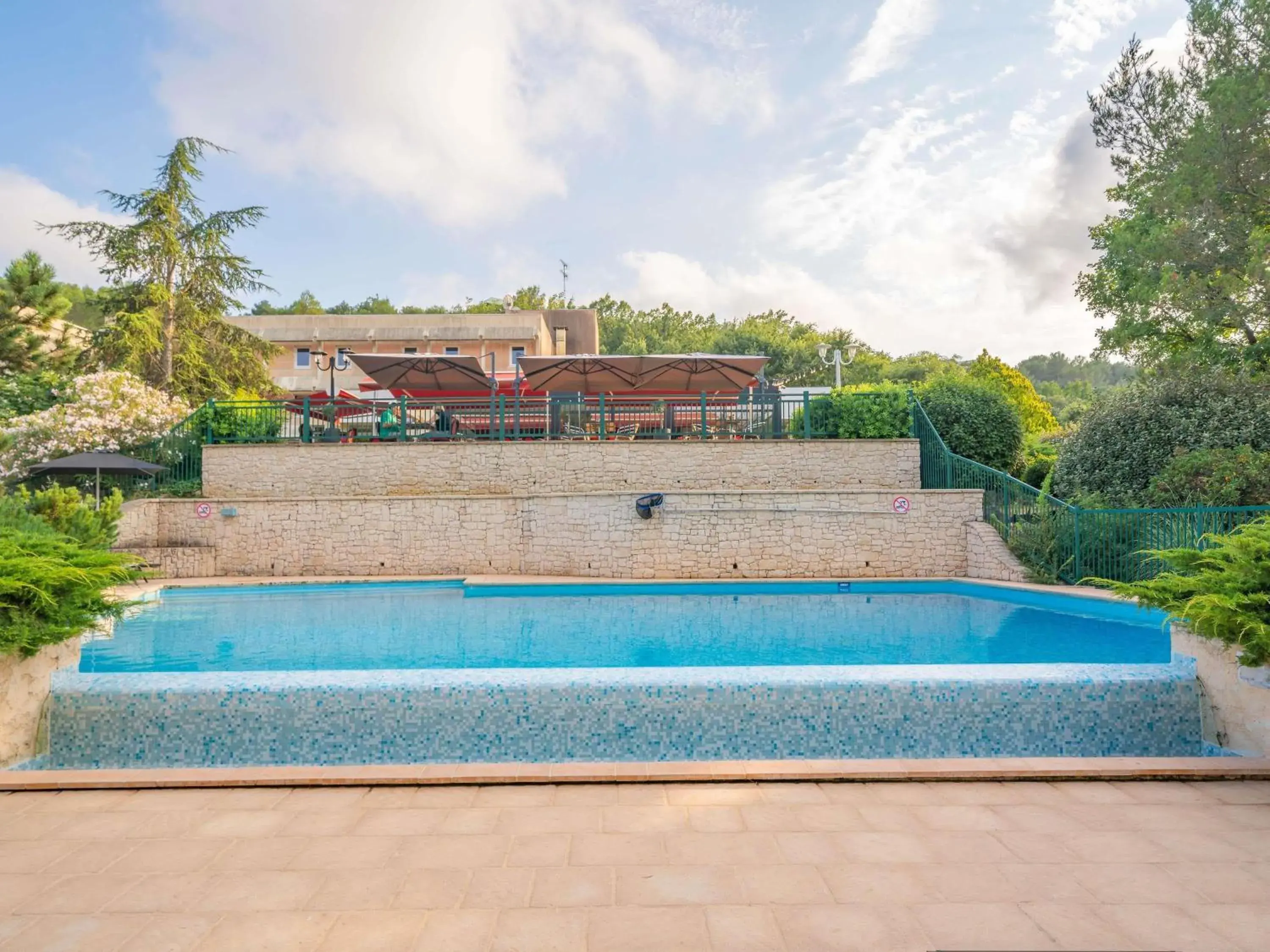 Property building in ibis Antibes Sophia-Antipolis Property building in ibis Antibes Sophia-Antipolis