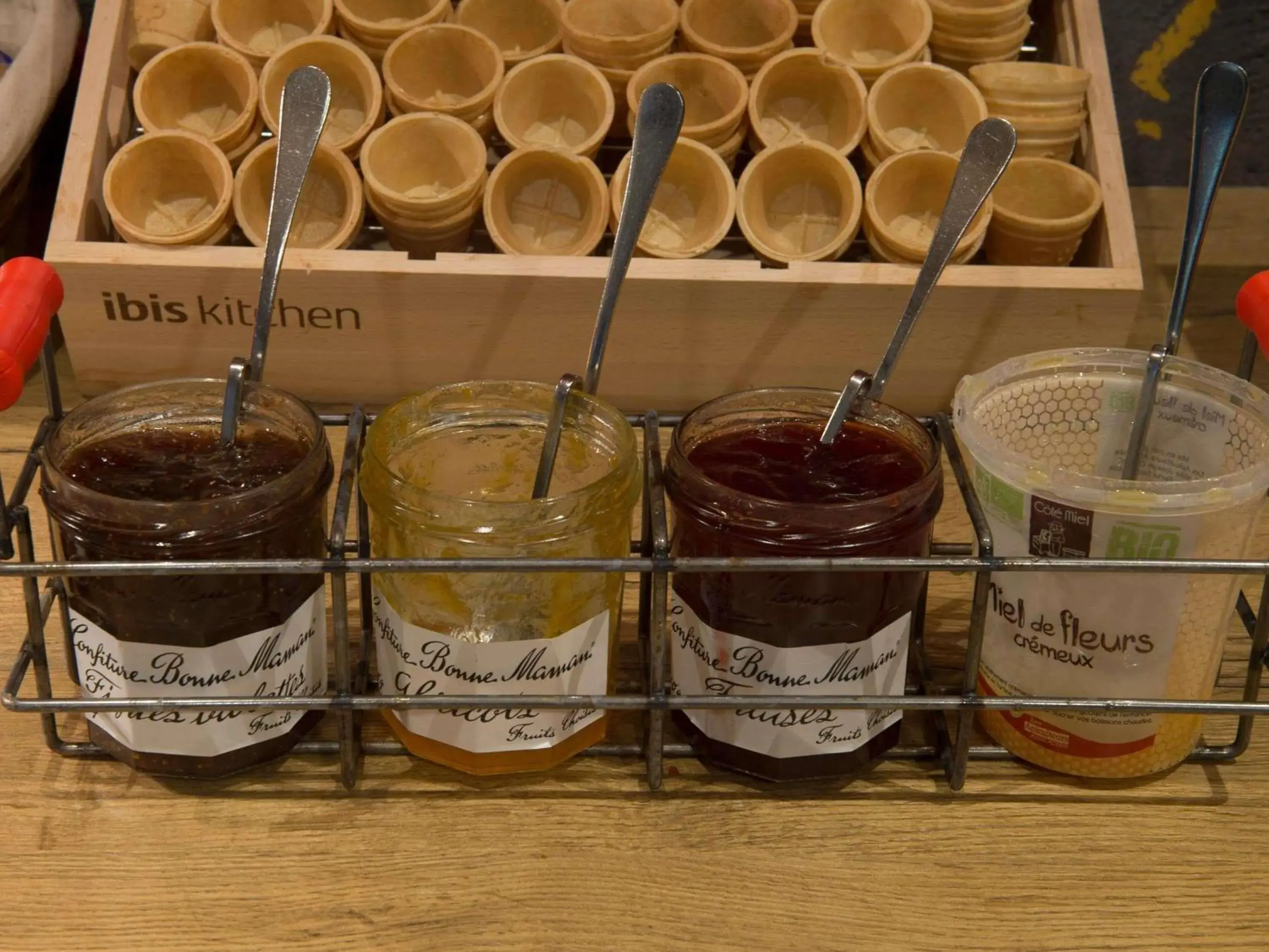 Breakfast in ibis Antibes Sophia-Antipolis Breakfast in ibis Antibes Sophia-Antipolis