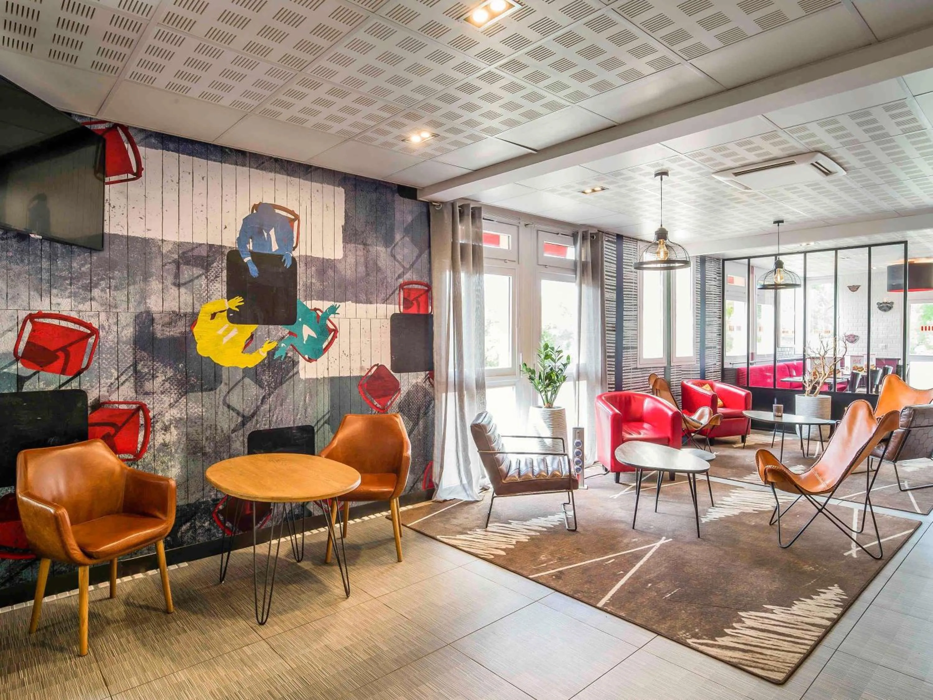 Lounge or bar in ibis Antibes Sophia-Antipolis