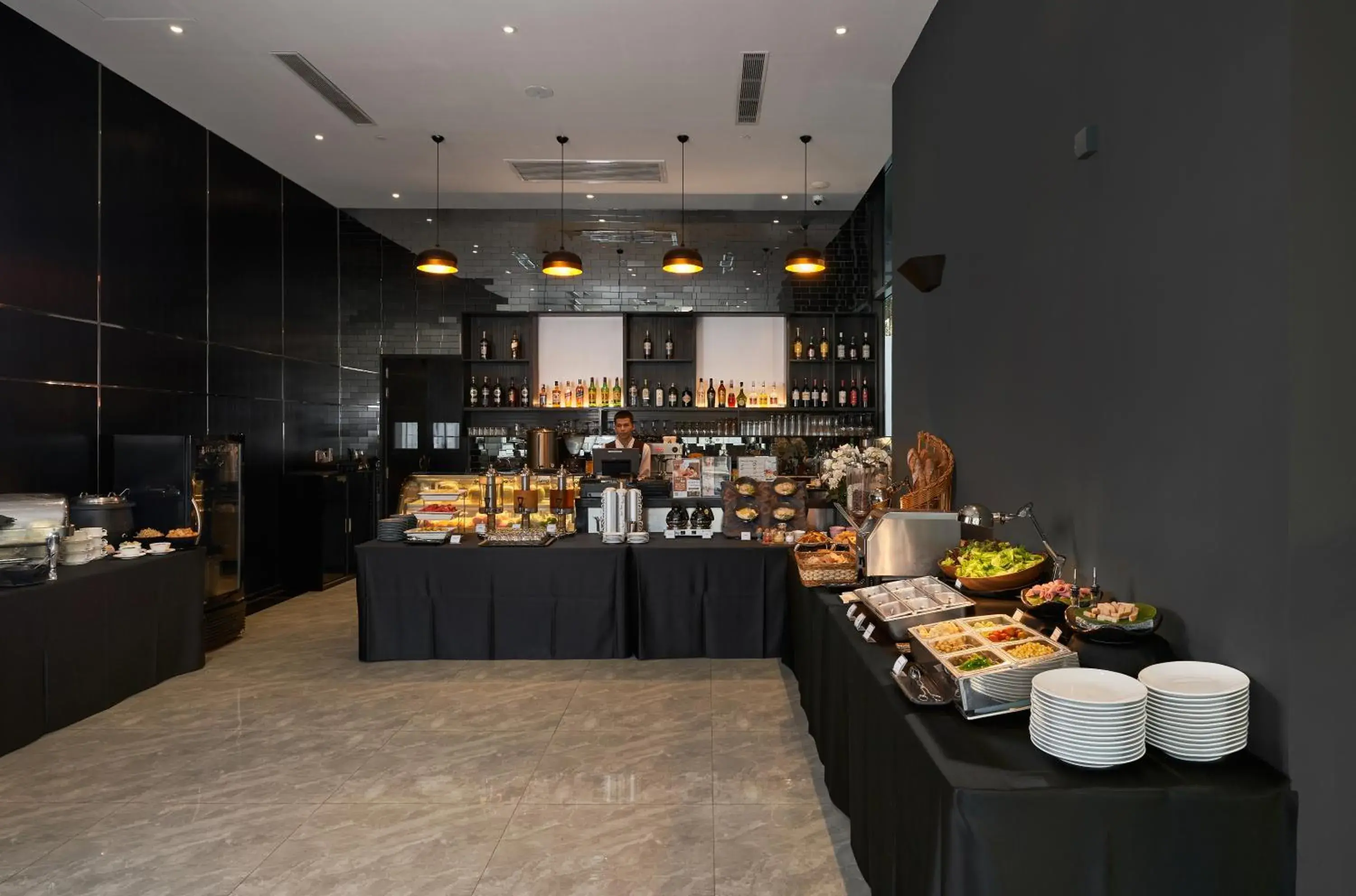 Restaurant/places to eat in Luxcity Hotel & Apartment Restaurant/places to eat in Luxcity Hotel & Apartment