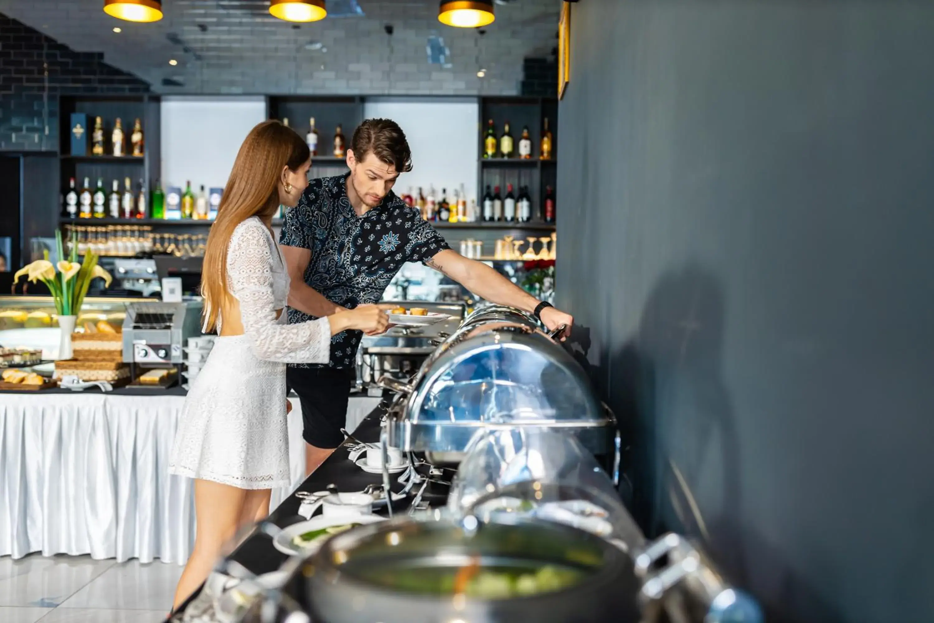 Restaurant/places to eat in Luxcity Hotel & Apartment Restaurant/places to eat in Luxcity Hotel & Apartment