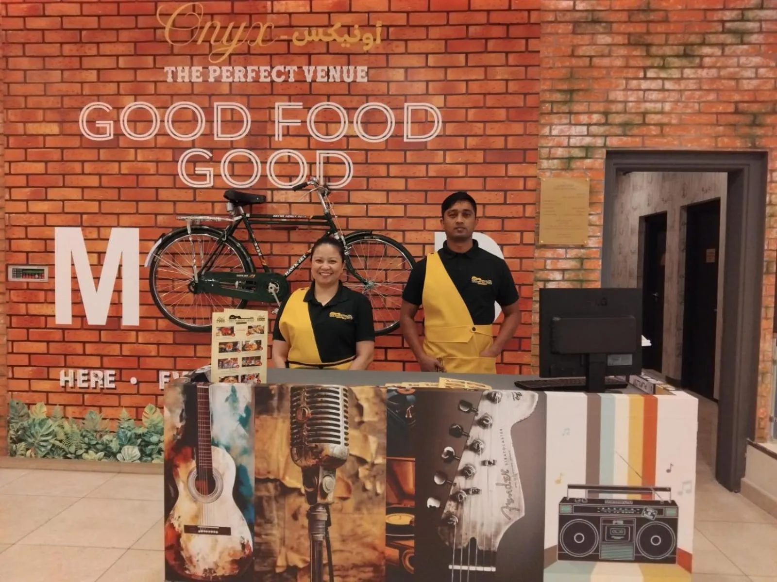 Lounge or bar in Swiss-Belinn Doha