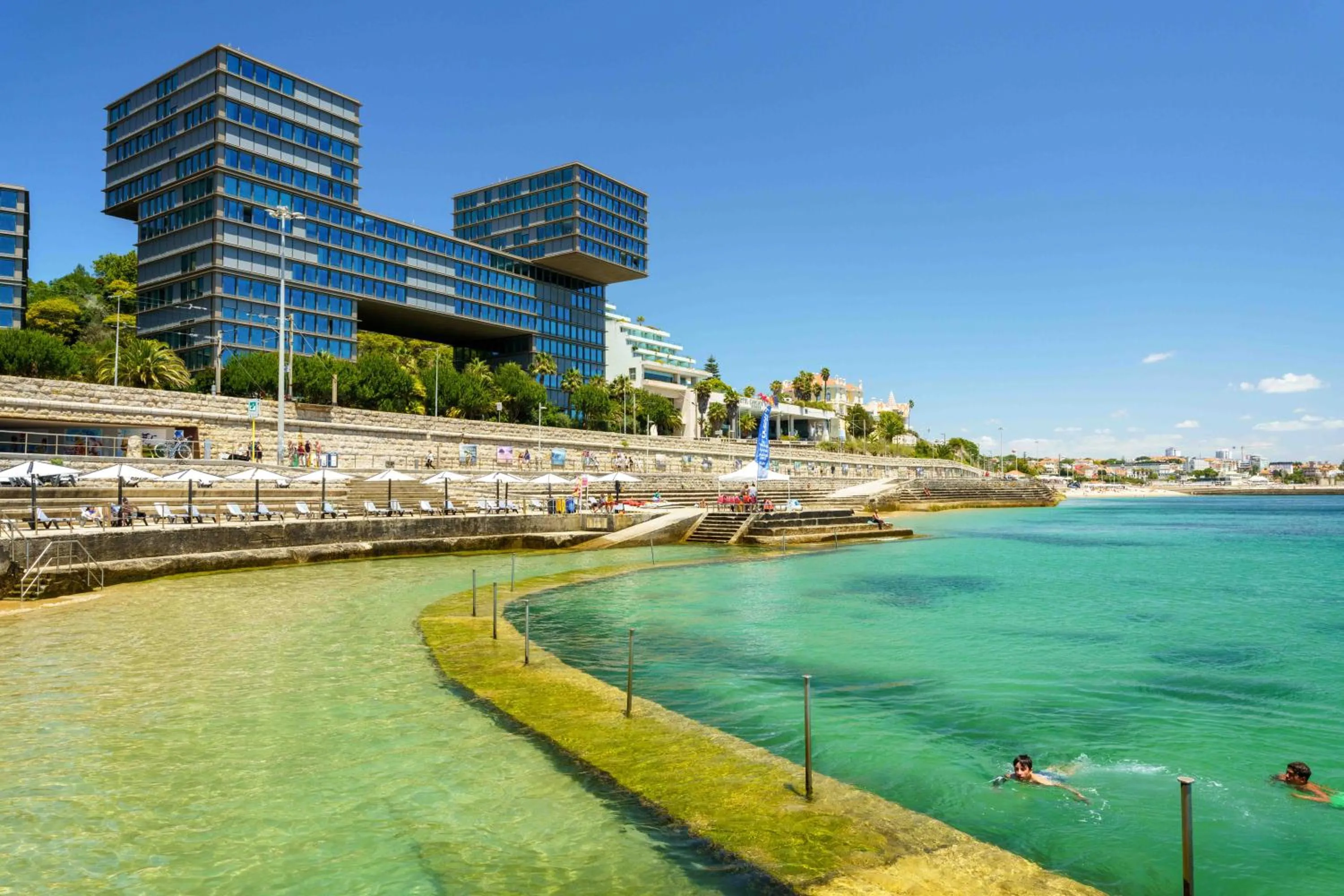 Beach in Cascais Bay Hostel