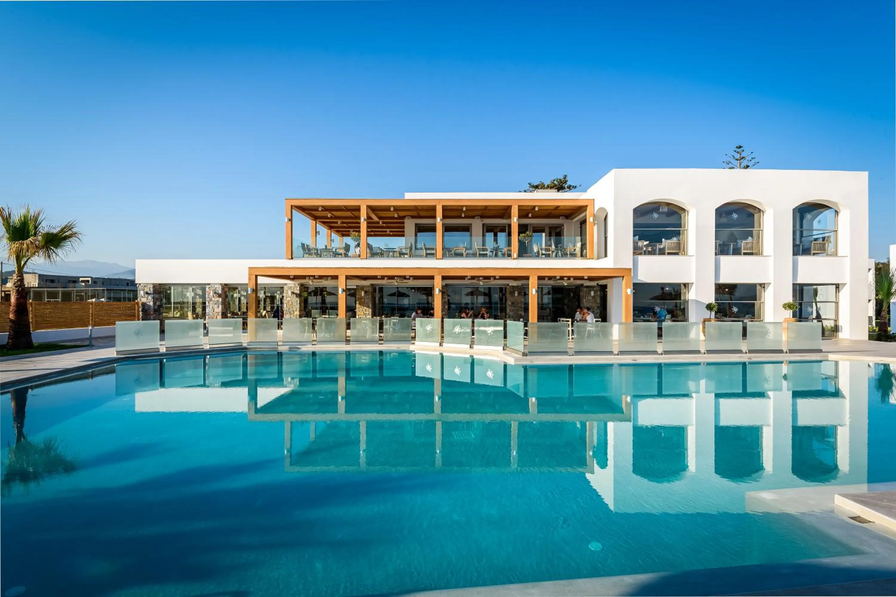 Swimming pool in Solimar White Pearl - Adults Only