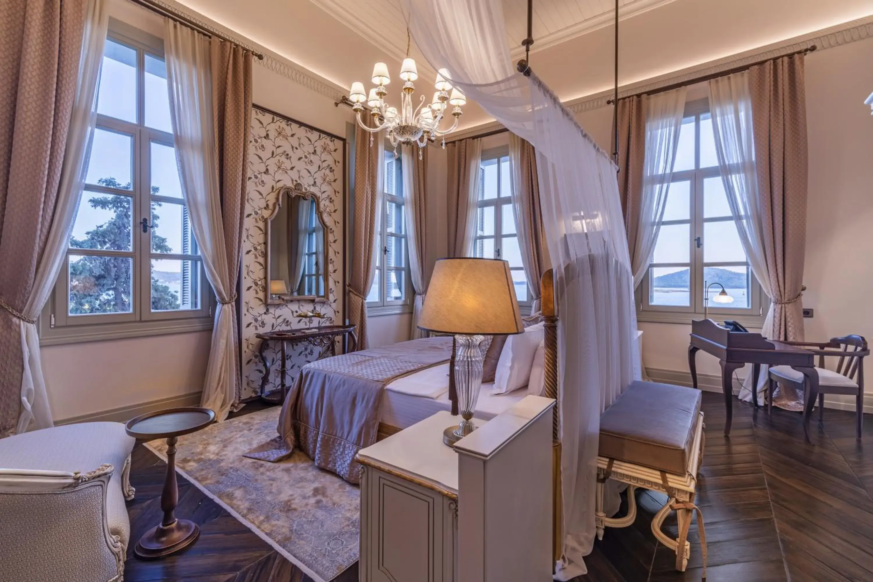 Suite with Sea View in Cunda Despot Evi Suite with Sea View in Cunda Despot Evi