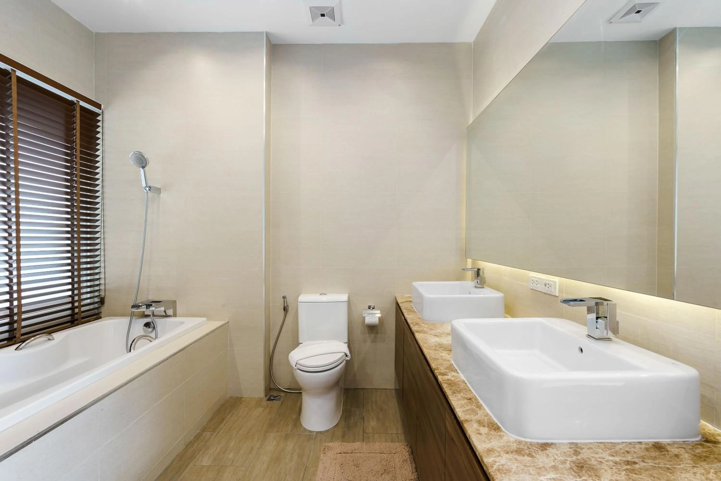 Bathroom in Luxury Pool Villa A14 3BR 6-8 Persons